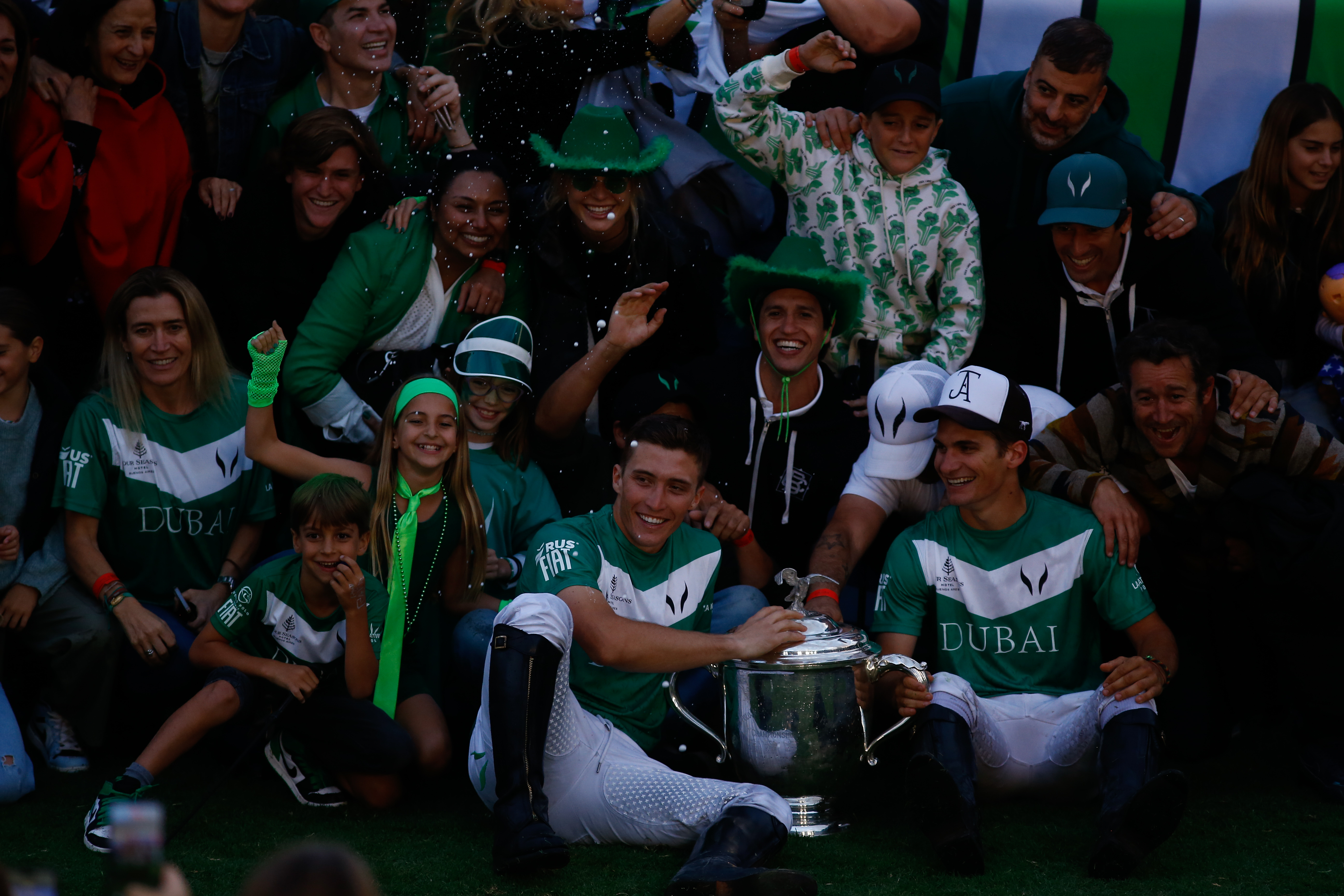 GT_6265 Buenos Aires, Argentina - 07 de Diciembre de 2023: La Natividad poss con el trofeo del abierto de...