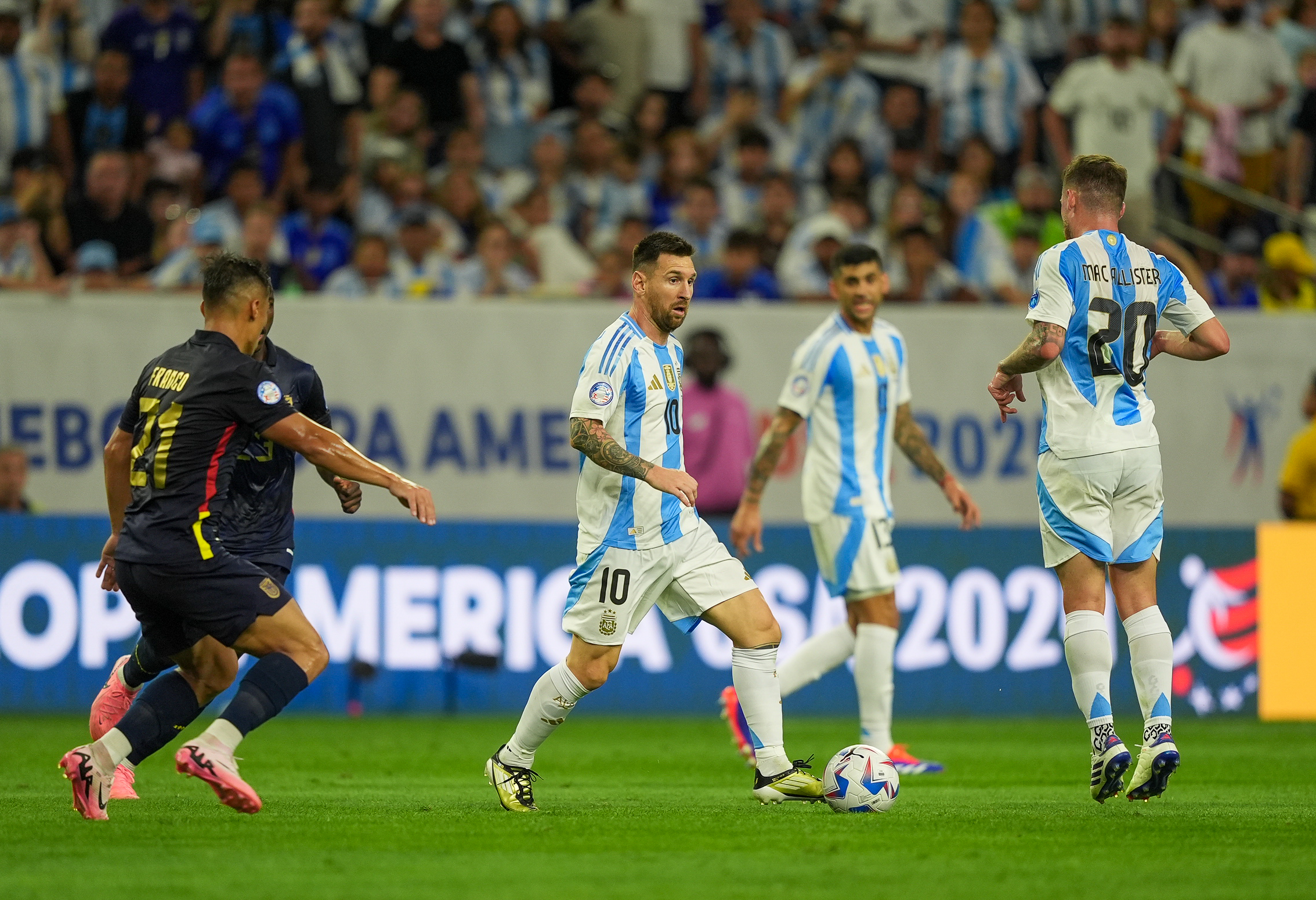 Copyright_AFA_20240705011042537 ESTADOS UNIDOS, JULIO 04, 2024: Luego del gol de Ecuador en tiempo adicionado y el penal fall...