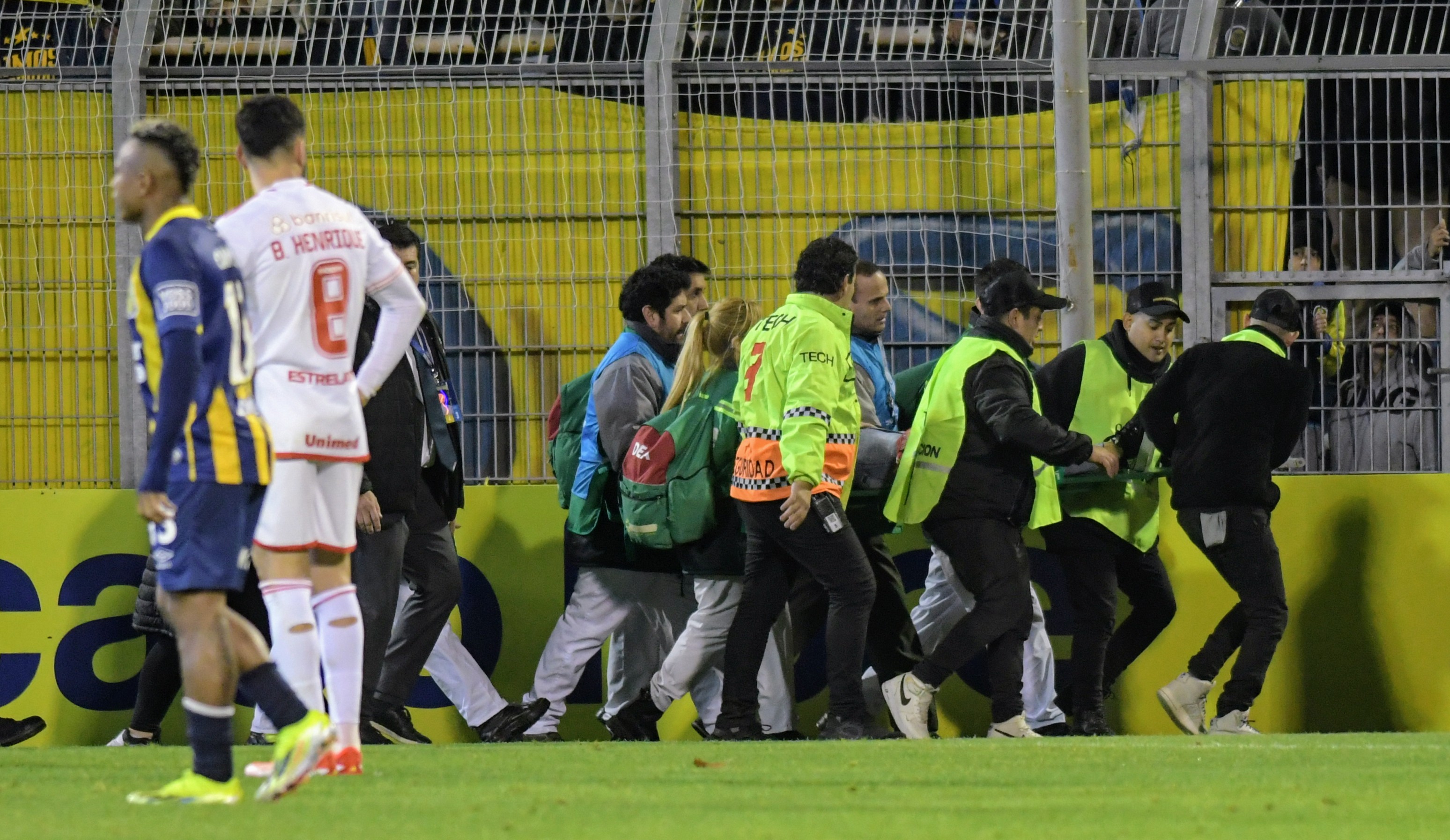 ROSARIO, ARGENTINA – 16 Julio 2024: Rosario Central enfrenta a Internacional de Brasil por Copa...