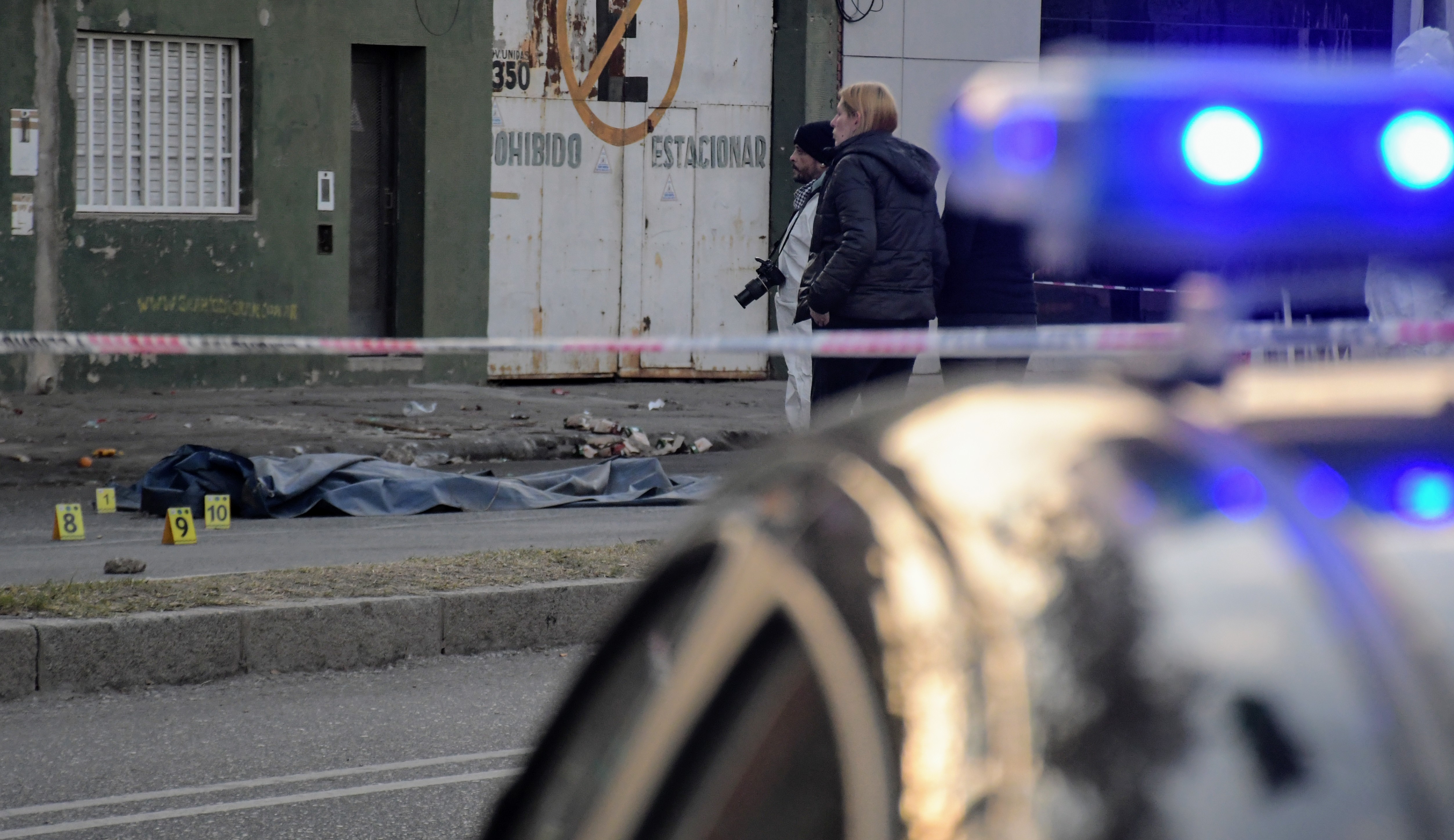 DSC_96762 Rosario, Argentina - 11 de julio 2024: Un joven de 19 años fue asesinado al ser alcanzado por un...