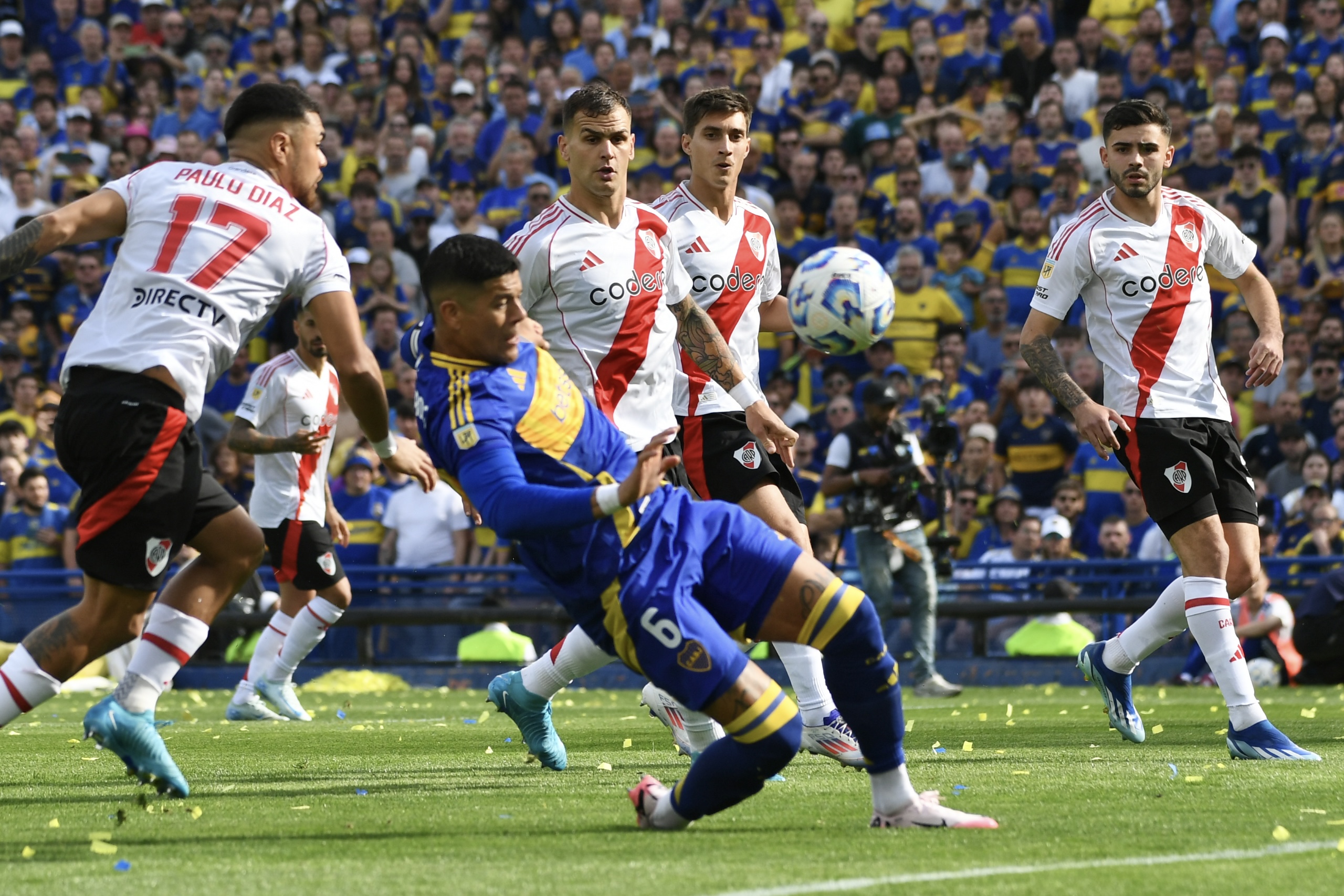 boca-river-202 Buenos Aires, Argentina - September 22, 2024: The Superclásico between Boca Juniors and River Pl...