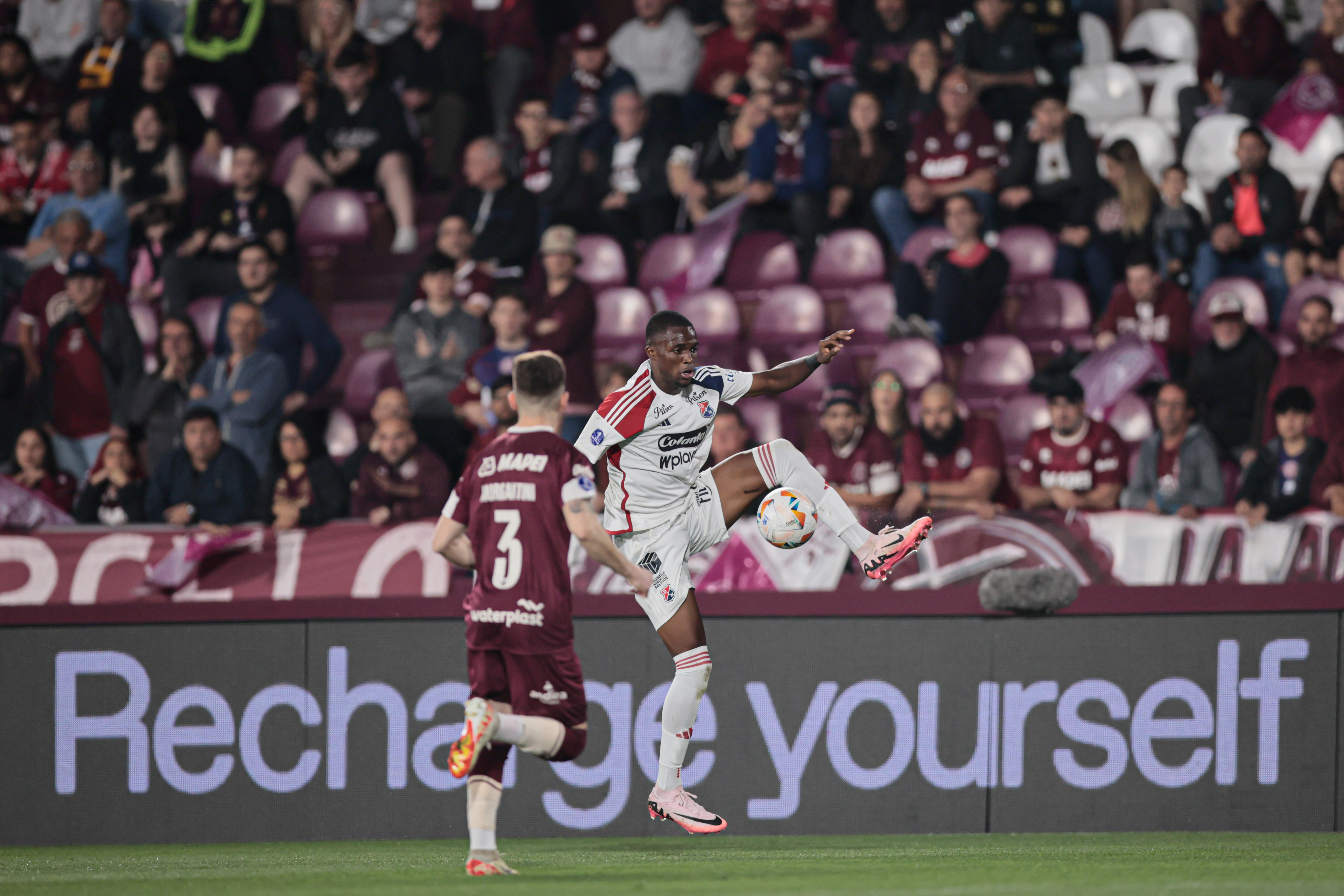 Lanús Vs Medellín Sudamericana Cup BUENOS AIRES, ARGENTINA - 18 SEPTEMBER 2024: This Wednesday, from 9:30 p.m., Lanús and Independi...