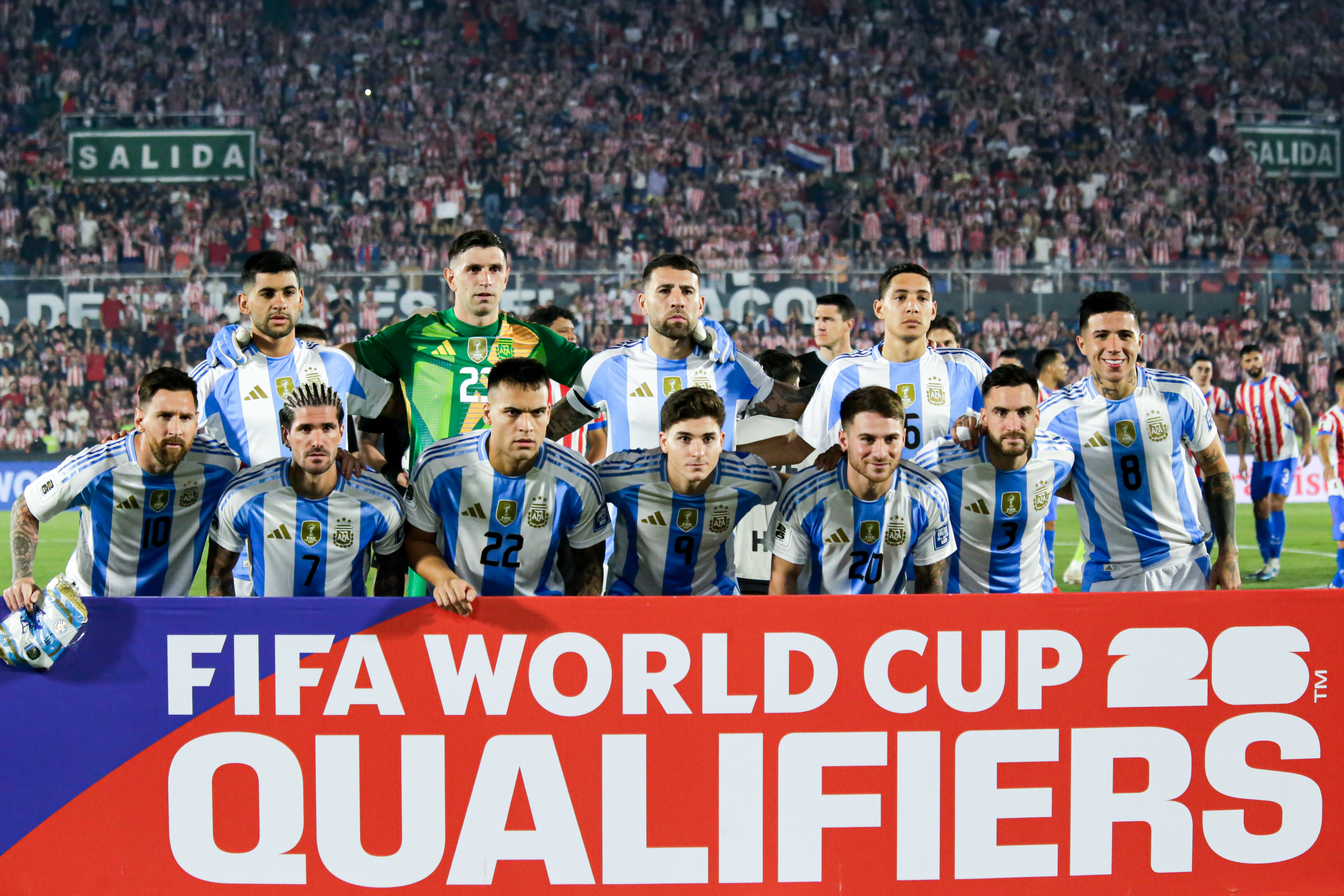 Messi, Garnacho, and Full Argentine Squad Prepare for Crucial Match Against Paraguay Under Scaloni’s Guidance Buenos Aires, Argentina - November 14, 2024: The Argentine national football team firs formation....