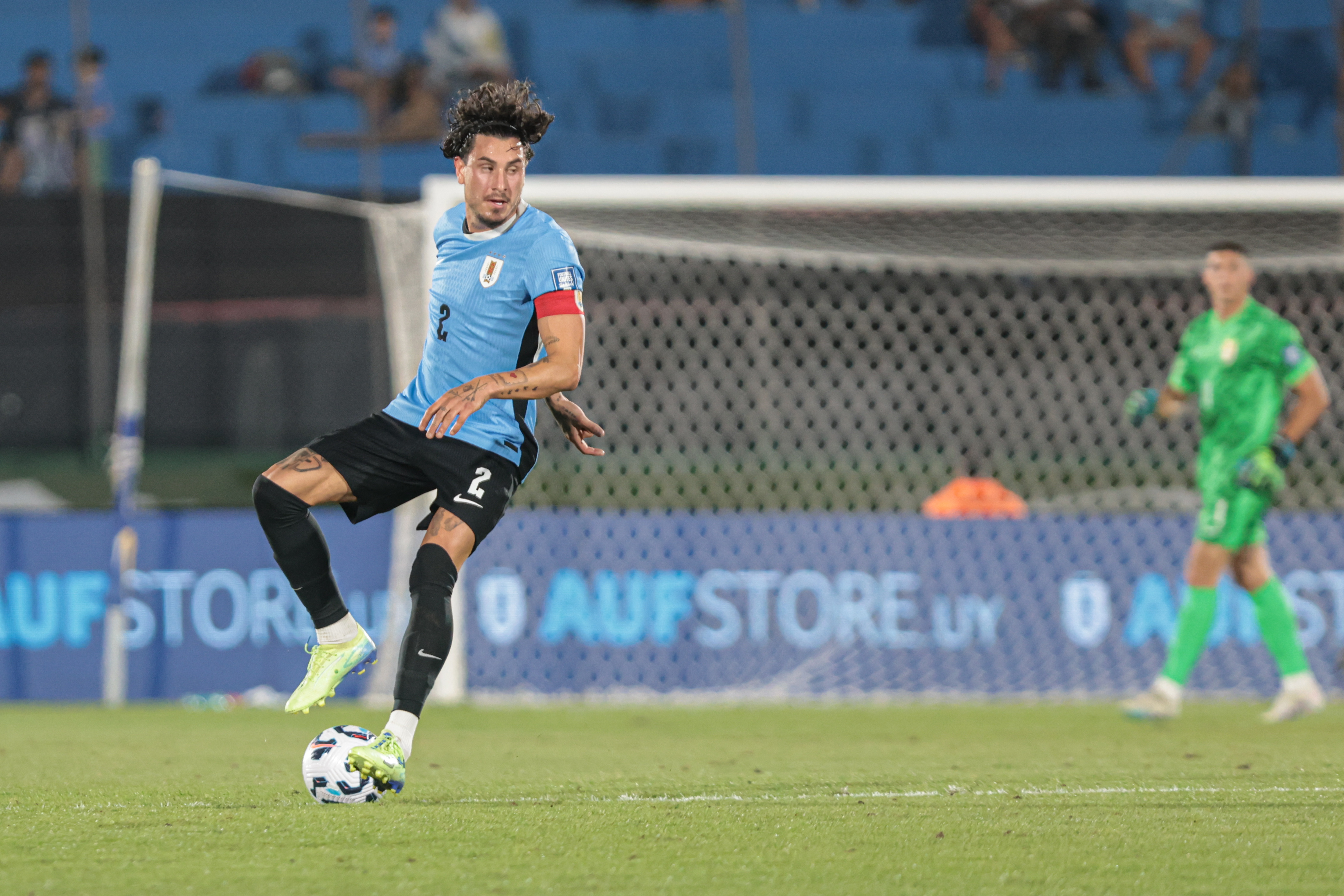 Intense Battle at Estadio Centenario as Uruguay Faces Colombia in South American Qualifiers Montevideo, Uruguay - November 16, 2024: The Uruguayan national football team faces off against C...