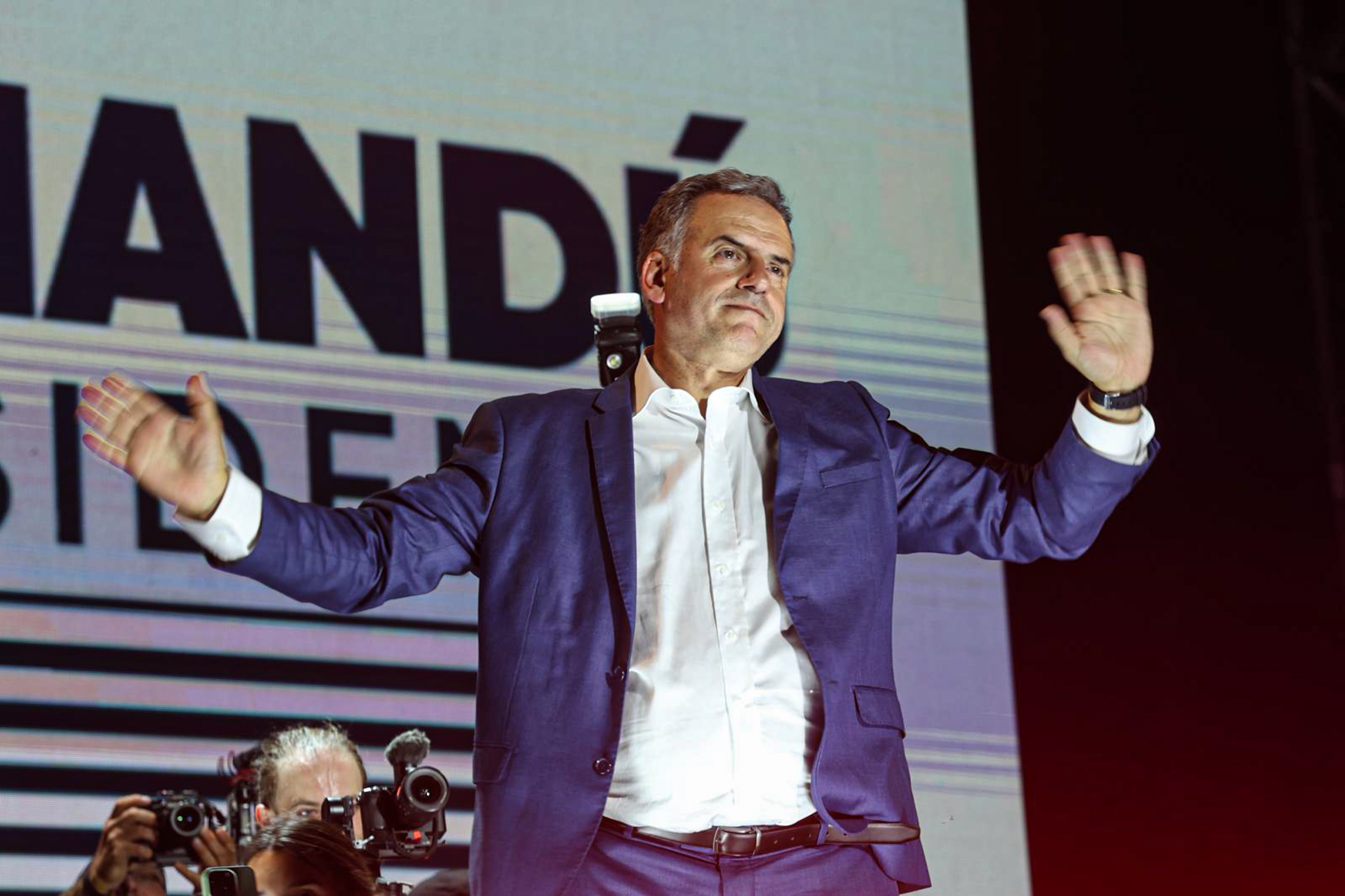 Discurso de Yamandú Orsi Montevideo, Uruguay, 24.11.24
Balotaje, Elecciones , Búnker Yamandú Orsi, Discurso de Yamandú ...