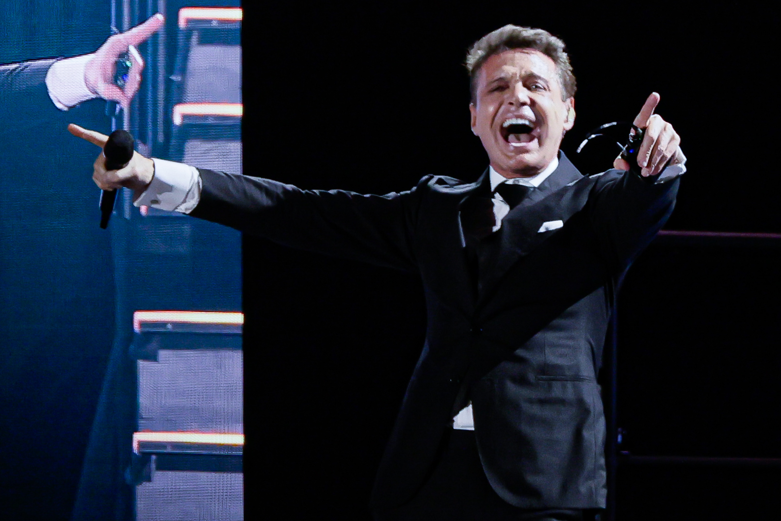 Luis Miguel Shines at First of Two Sold-Out Concerts in Argentina Buenos Aires, Argentina - December 17, 2024: Mexican music icon Luis Miguel captivated thousands ...