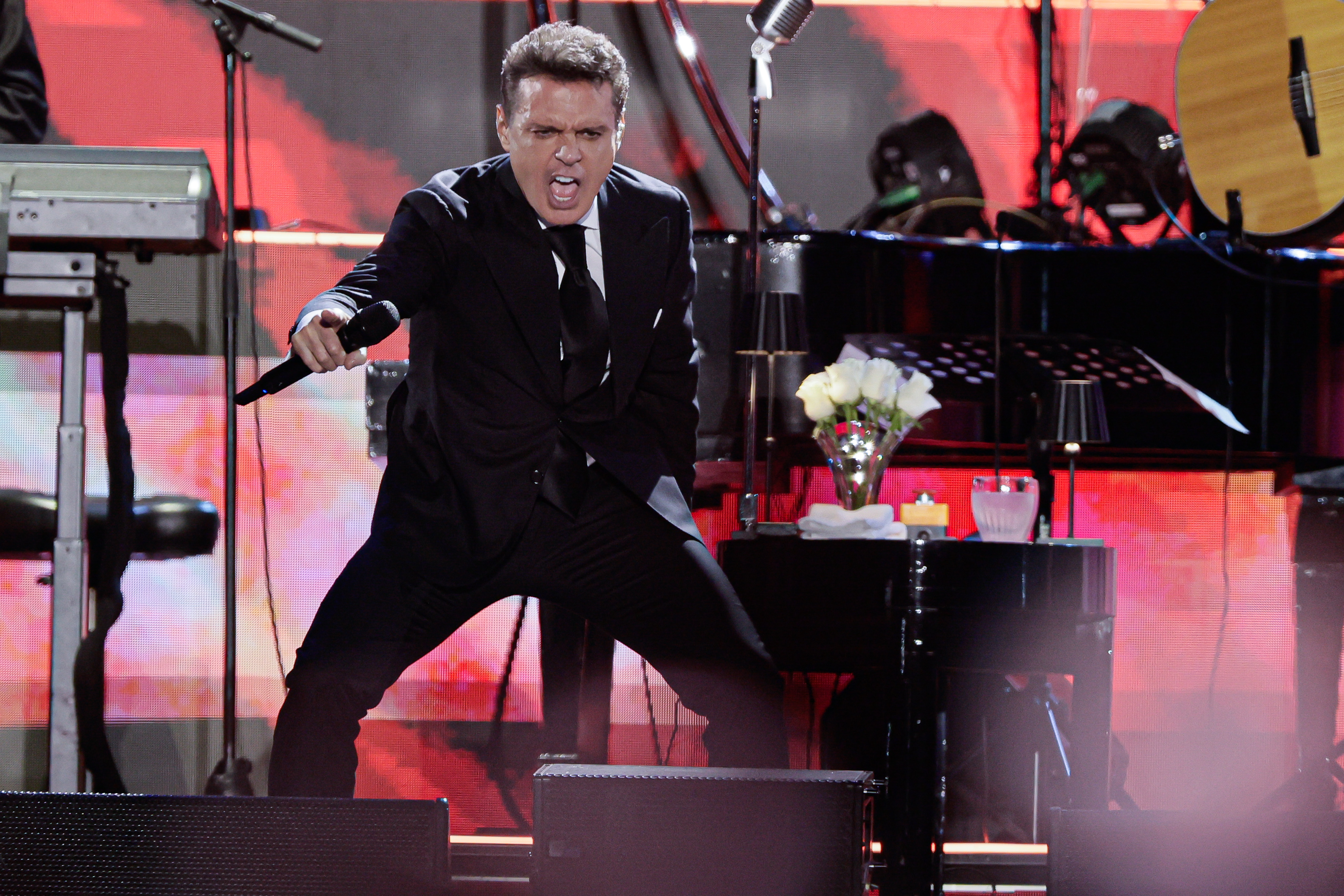Luis Miguel Shines at First of Two Sold-Out Concerts in Argentina Buenos Aires, Argentina - December 17, 2024: Mexican music icon Luis Miguel captivated thousands ...
