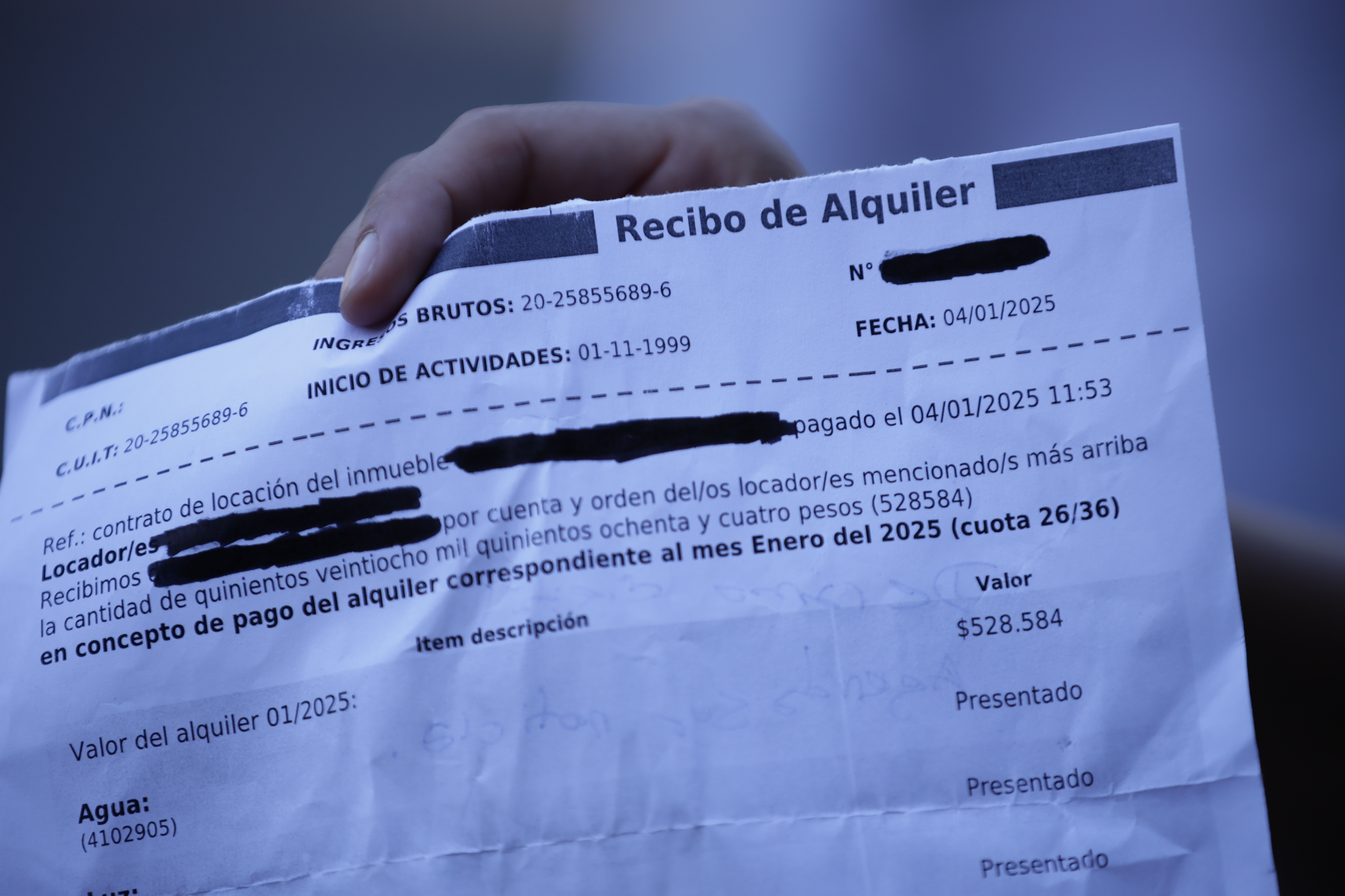Security Forces Express Outrage Over Salary Adjustment Amid Rising Living Costs Buenos Aires, Argentina – February 10, 2025: Members of Argentina’s Gendarmería express outr...