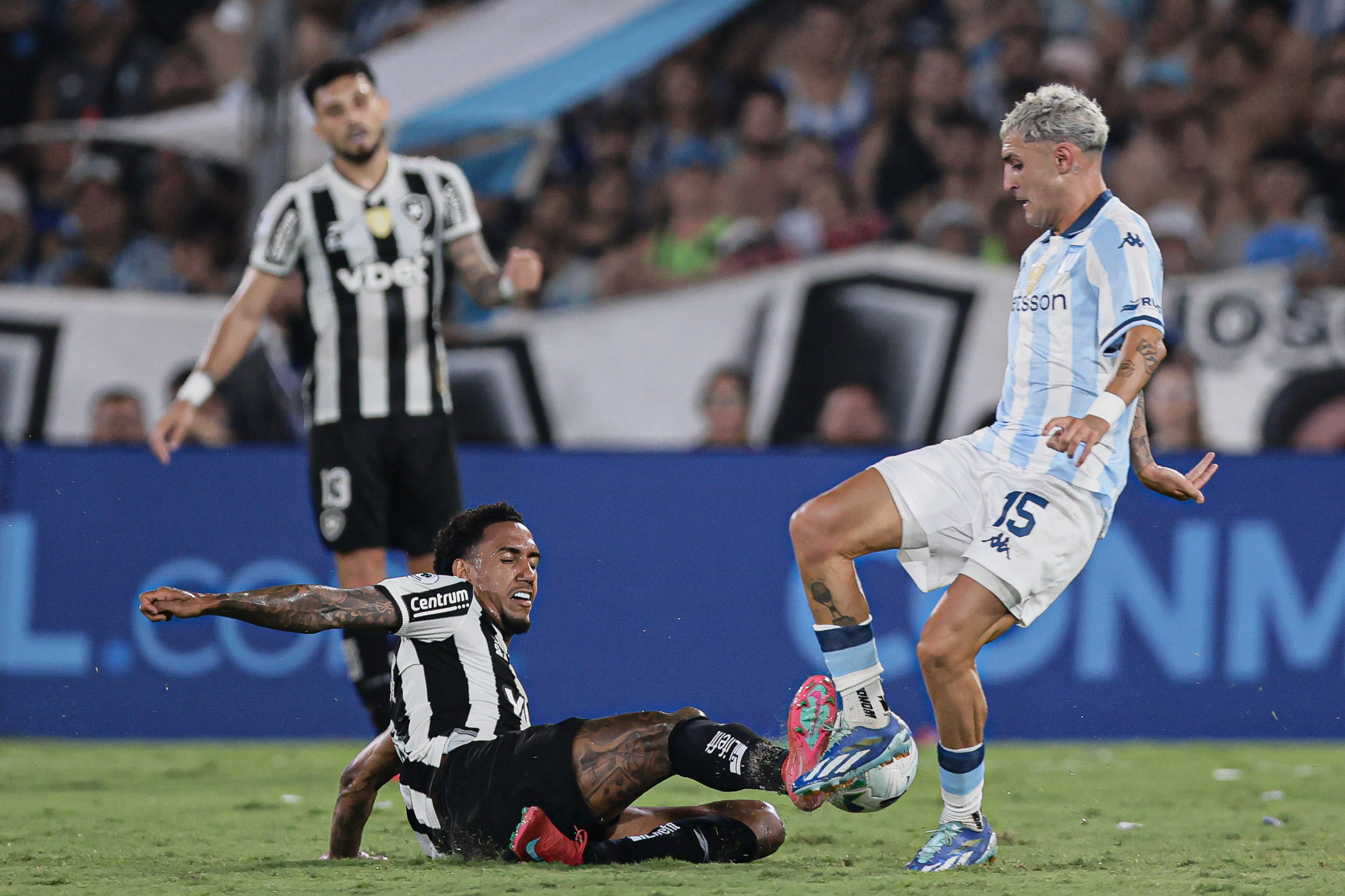 Racing Takes the Lead in Recopa Final with a 2-0 Win Against Botafogo from Brazil. Avellaneda, Argentina – February 20, 2025: Racing Club defeated BotafogoGoals from Martinez 2-0...
