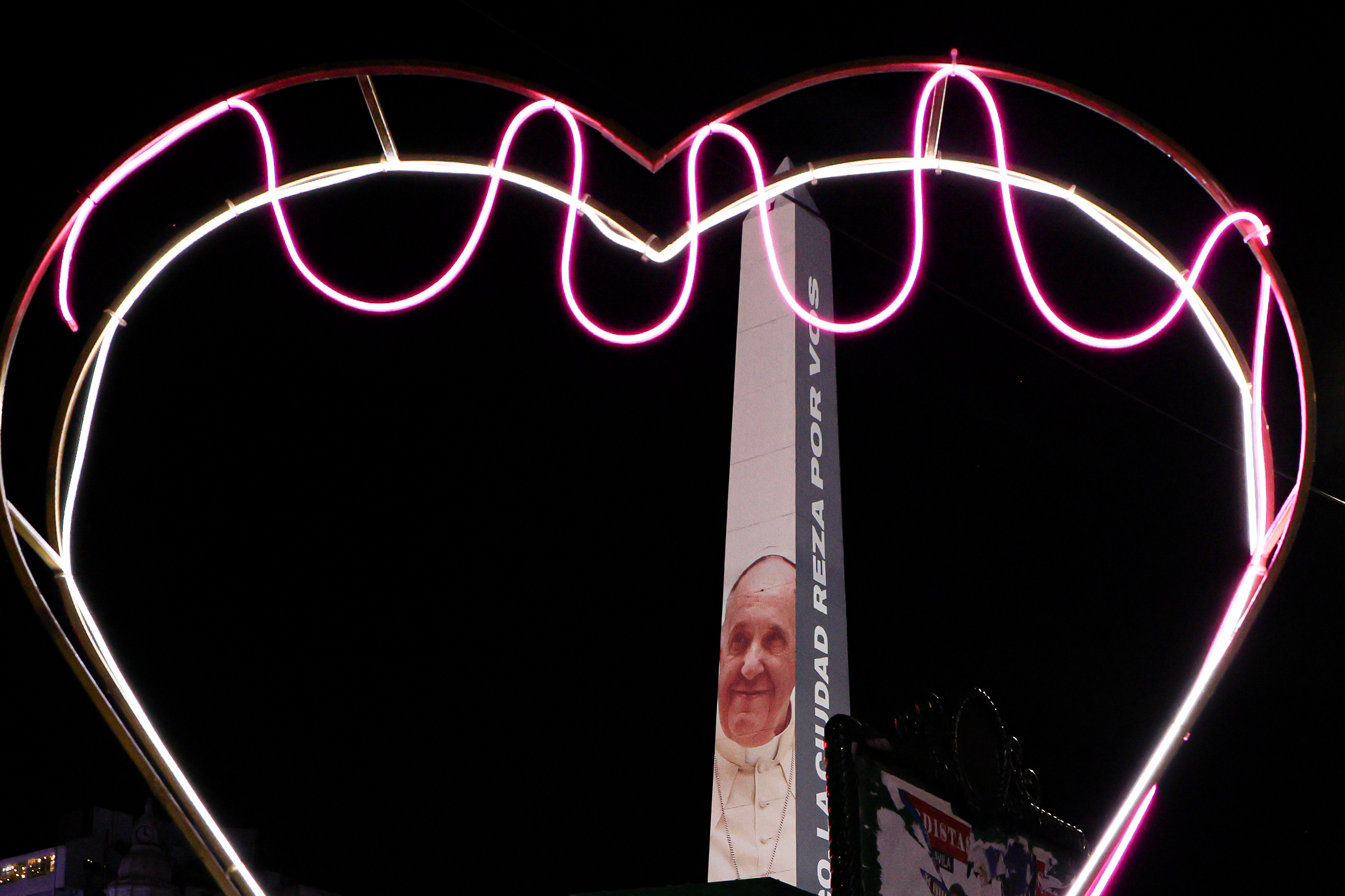 Argentine Capital Displays Solidarity with Pope Francis as He Battles Serious Infection Buenos Aires, Argentina – February 21, 2025: The Buenos Aires City Government paid tribute to P...