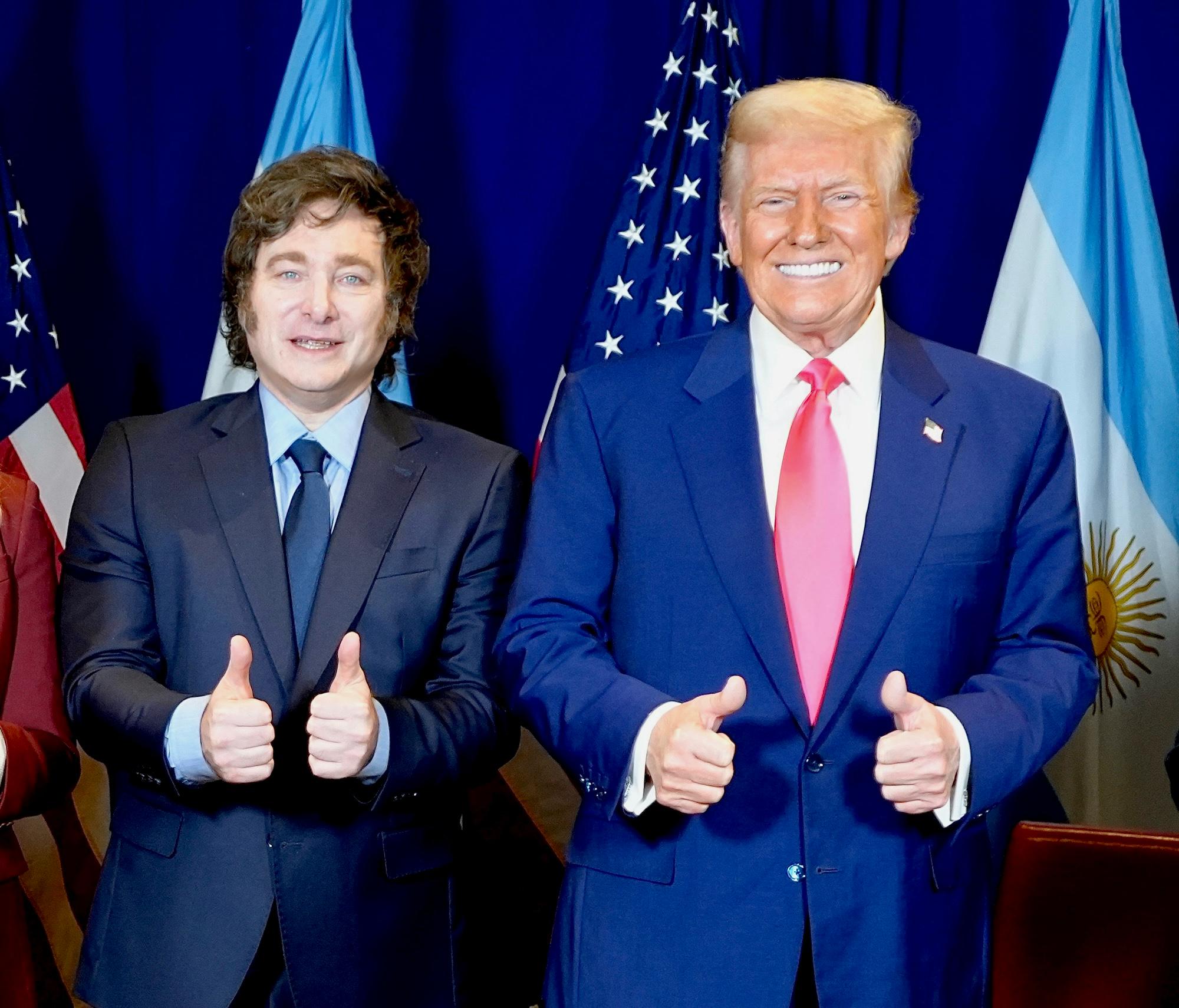 Trump Praises Milei and Invites Him to the White House Amid Argentine President’s Legal Troubles Washington, D.C., USA – February 22, 2025: Argentine President Javier Milei met with former U.S...