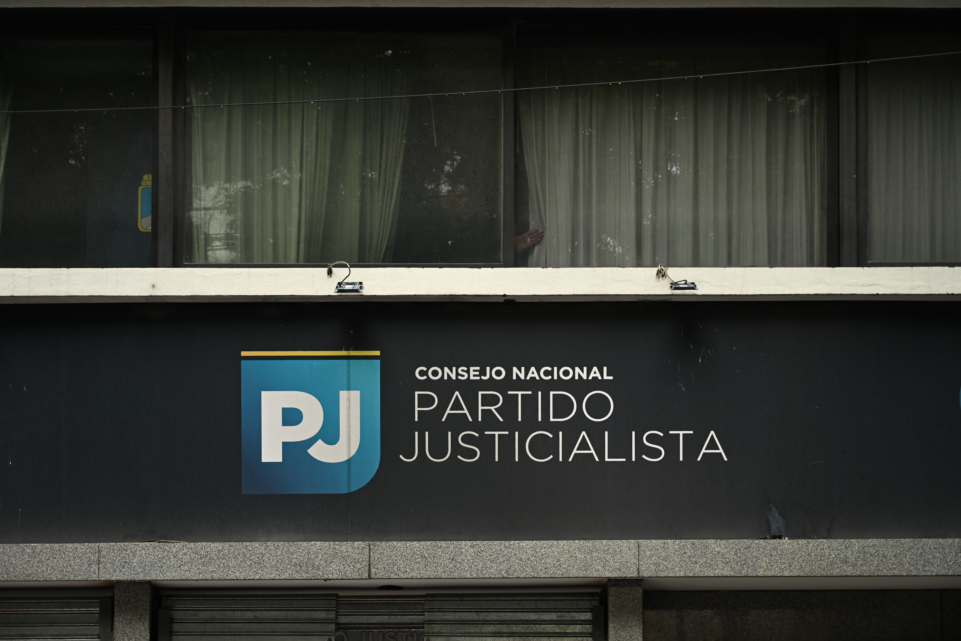 Cristina Kirchner Leads First Justicialist Party Council Meeting as National Peronism Leader Buenos Aires, Argentina – February 24, 2025: Cristina Fernández de Kirchner presides over her ...