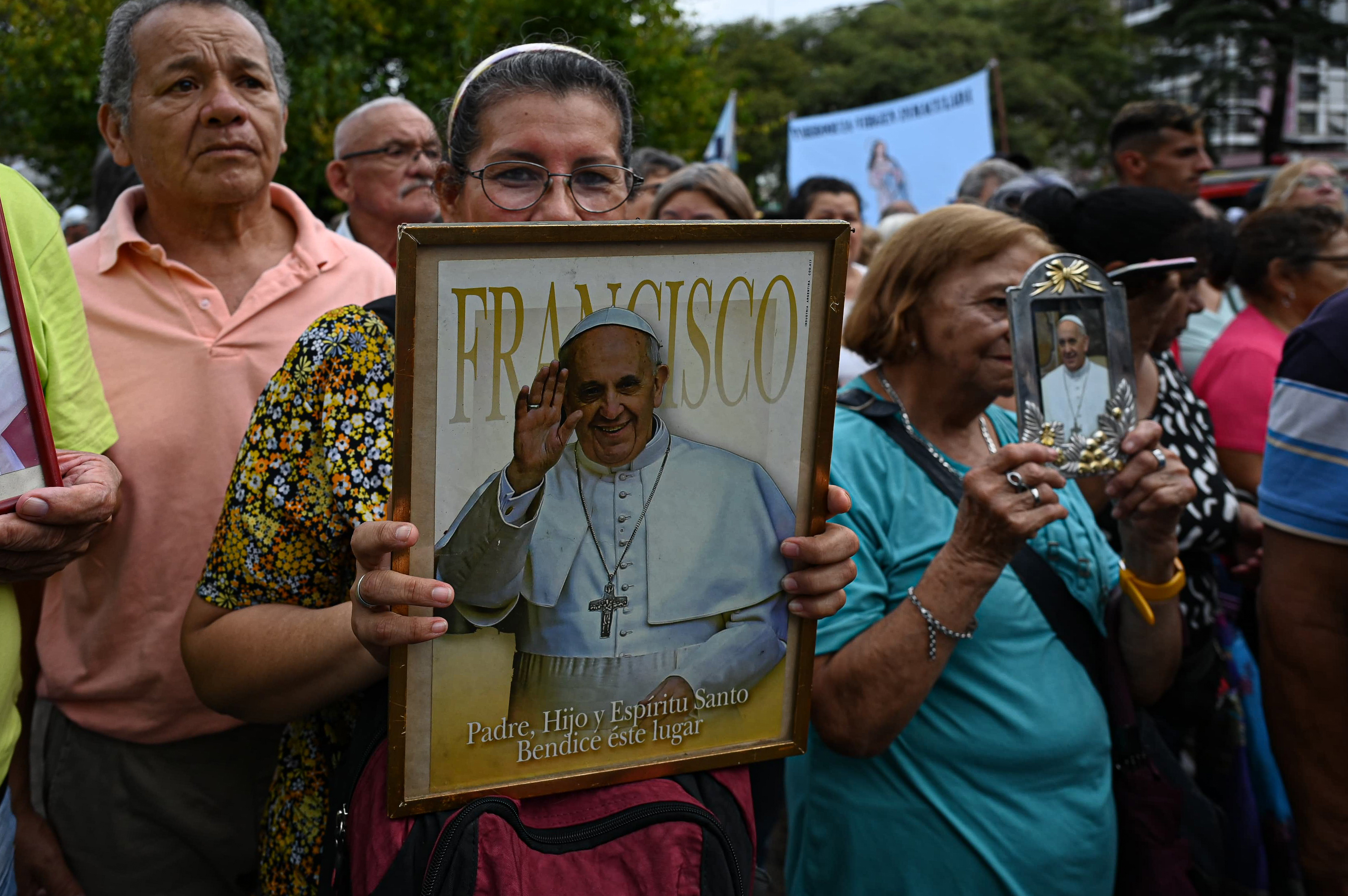 Archbishop Jorge García Cuerva Leads Public Prayer in Plaza Constitución for Pope’s Recovery Buenos Aires, Argentina – February 2025: Archbishop Jorge García Cuerva has called for a speci...