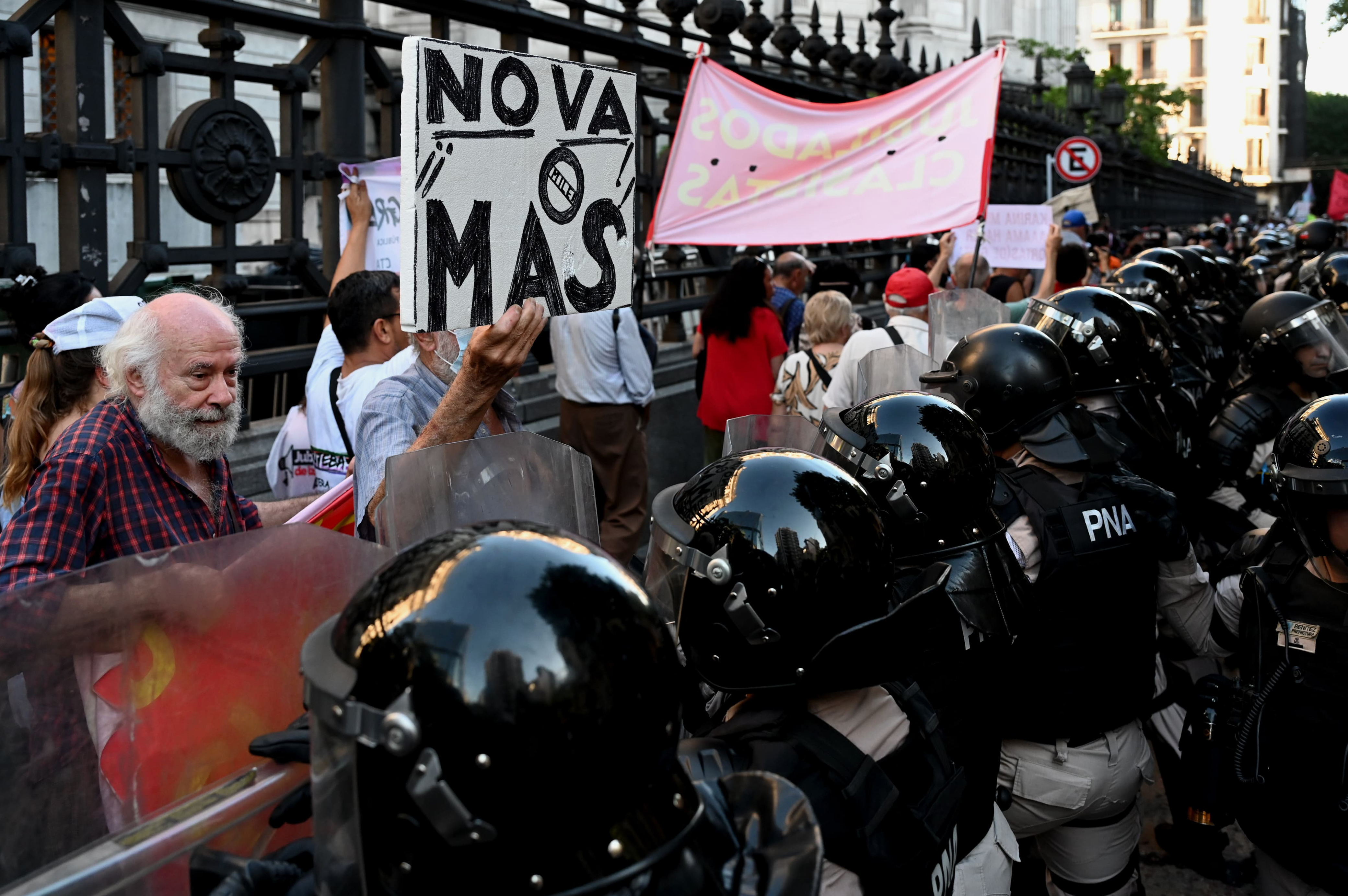 Argentine Football Supporters Stand with Pensioners Amid Police Repression Buenos Aires, Argentina – March 2025: Supporters of Chacarita Juniors, a second-division Argent...