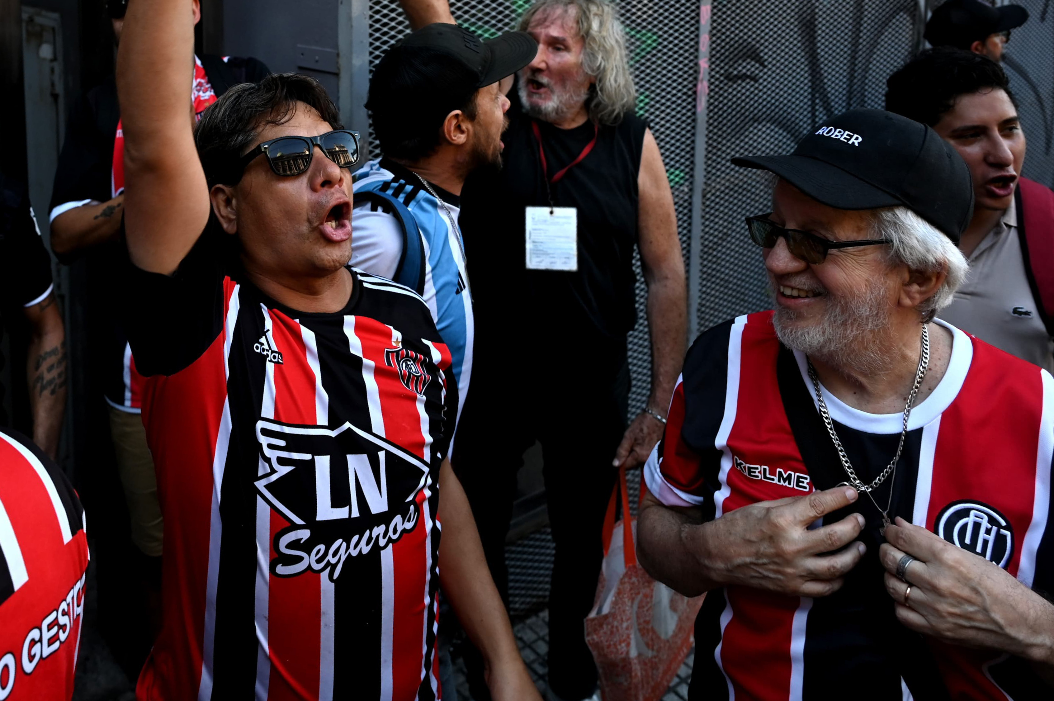 Argentine Football Supporters Stand with Pensioners Amid Police Repression Buenos Aires, Argentina – March 2025: Supporters of Chacarita Juniors, a second-division Argent...