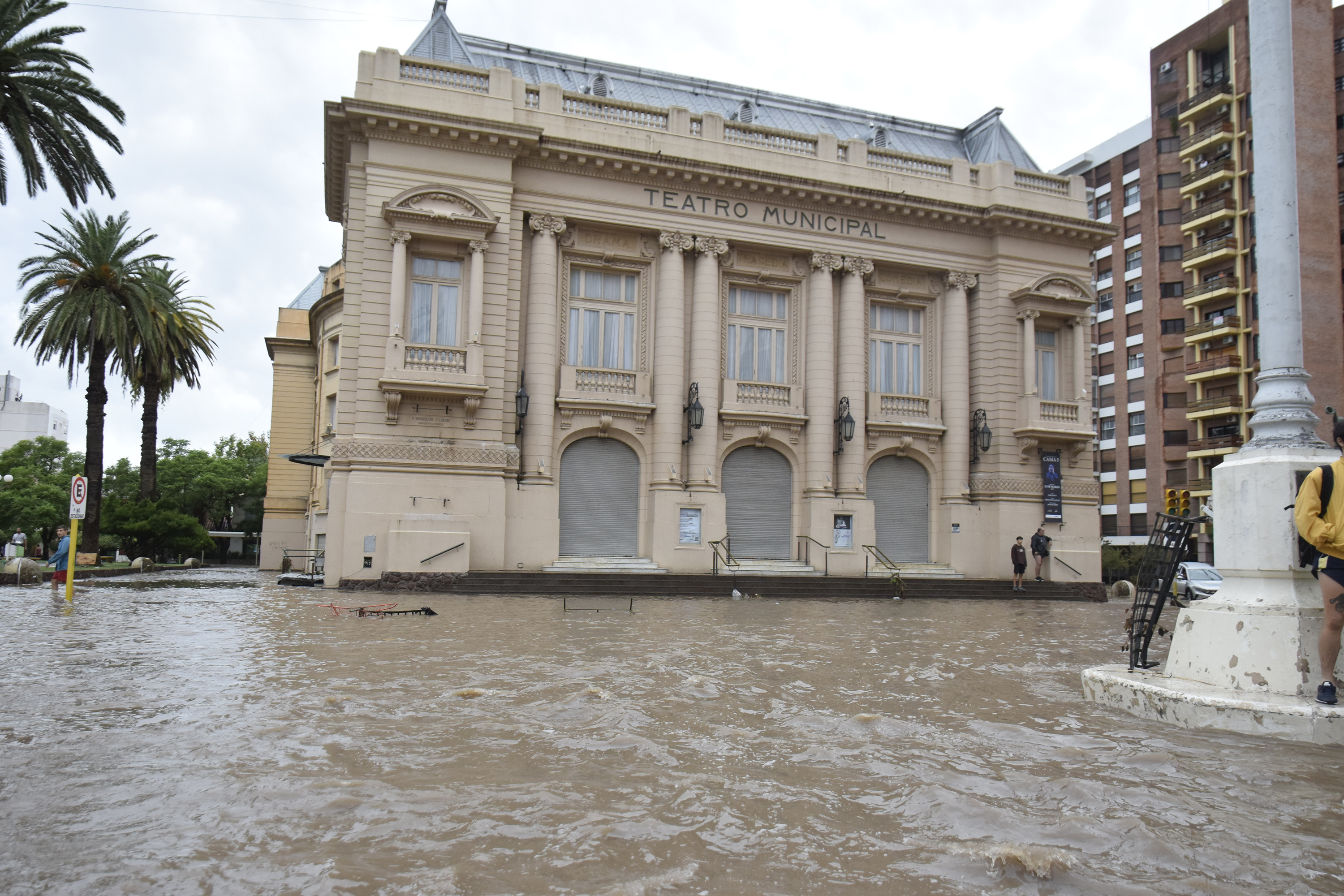Extreme Weather Causes Fatalities and Infrastructure Collapse in Bahía Blanca Bahía Blanca, Argentina – March 7, 2025: At least ten people have died due to a severe storm t...