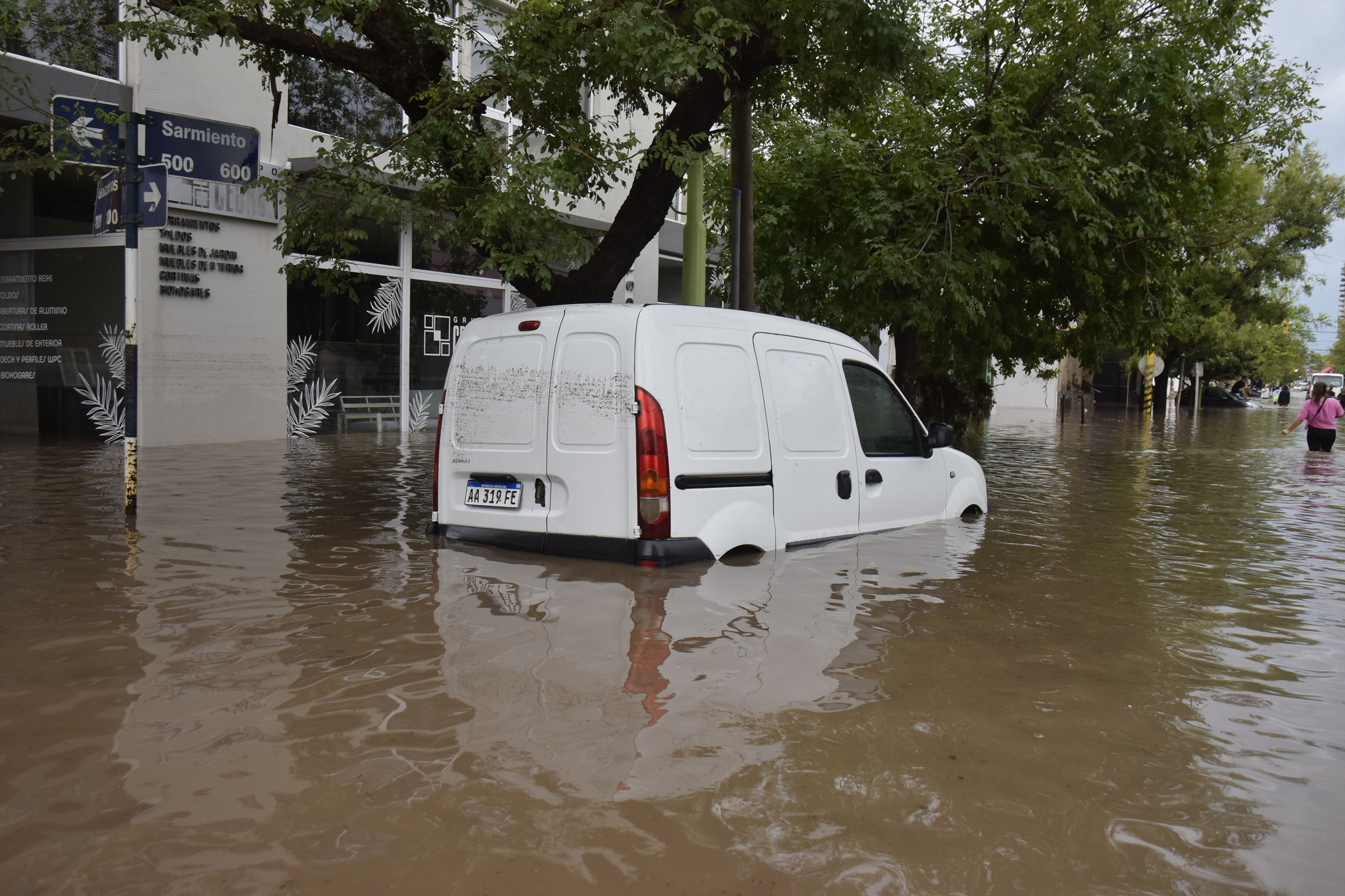 Extreme Weather Causes Fatalities and Infrastructure Collapse in Bahía Blanca Bahía Blanca, Argentina – March 7, 2025: At least ten people have died due to a severe storm t...