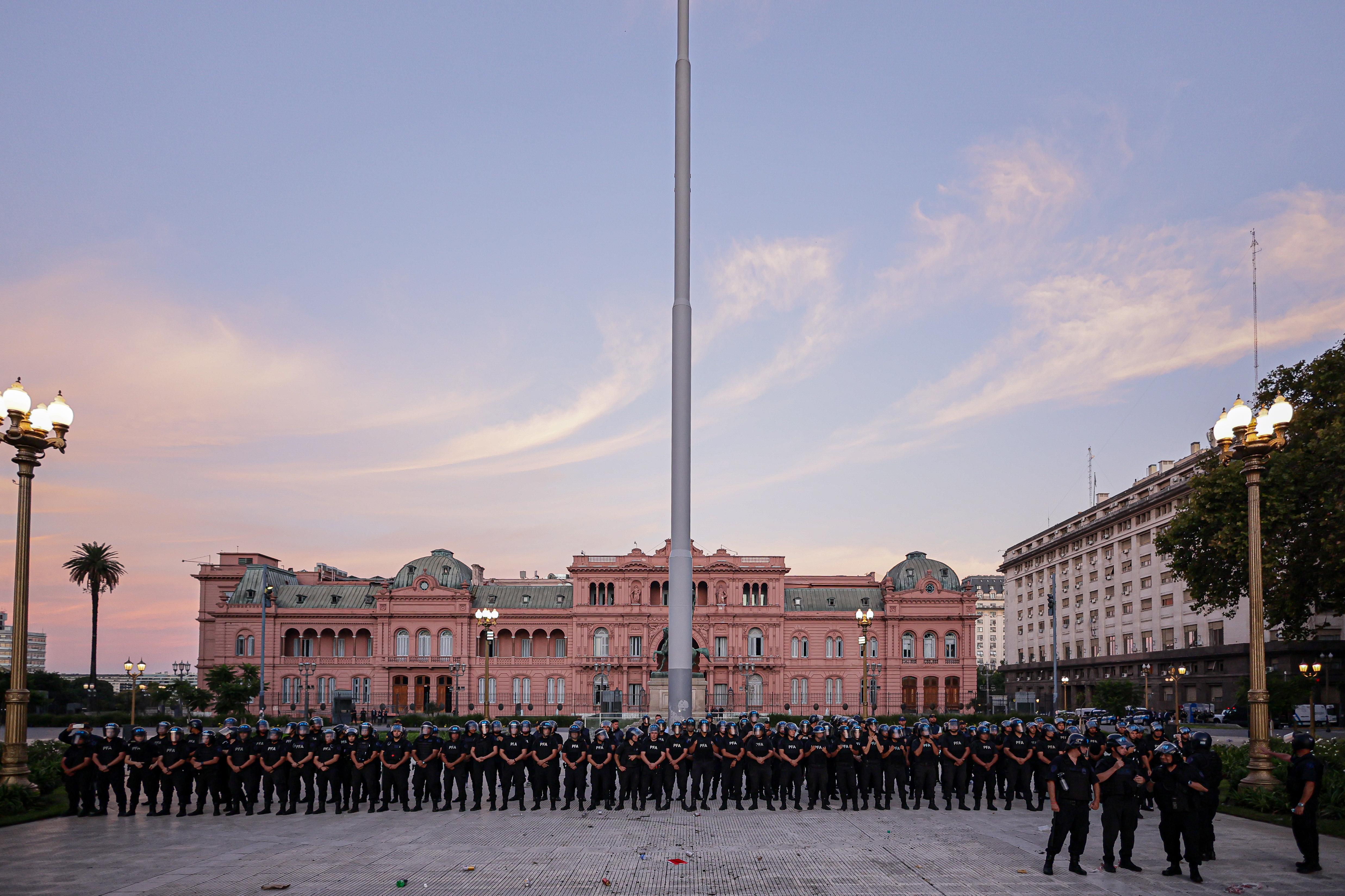 IM_88754 Buenos Aires, Argentina - March 8, 2025: Artistic expressions in the 8-M march. Thousands of peop...
