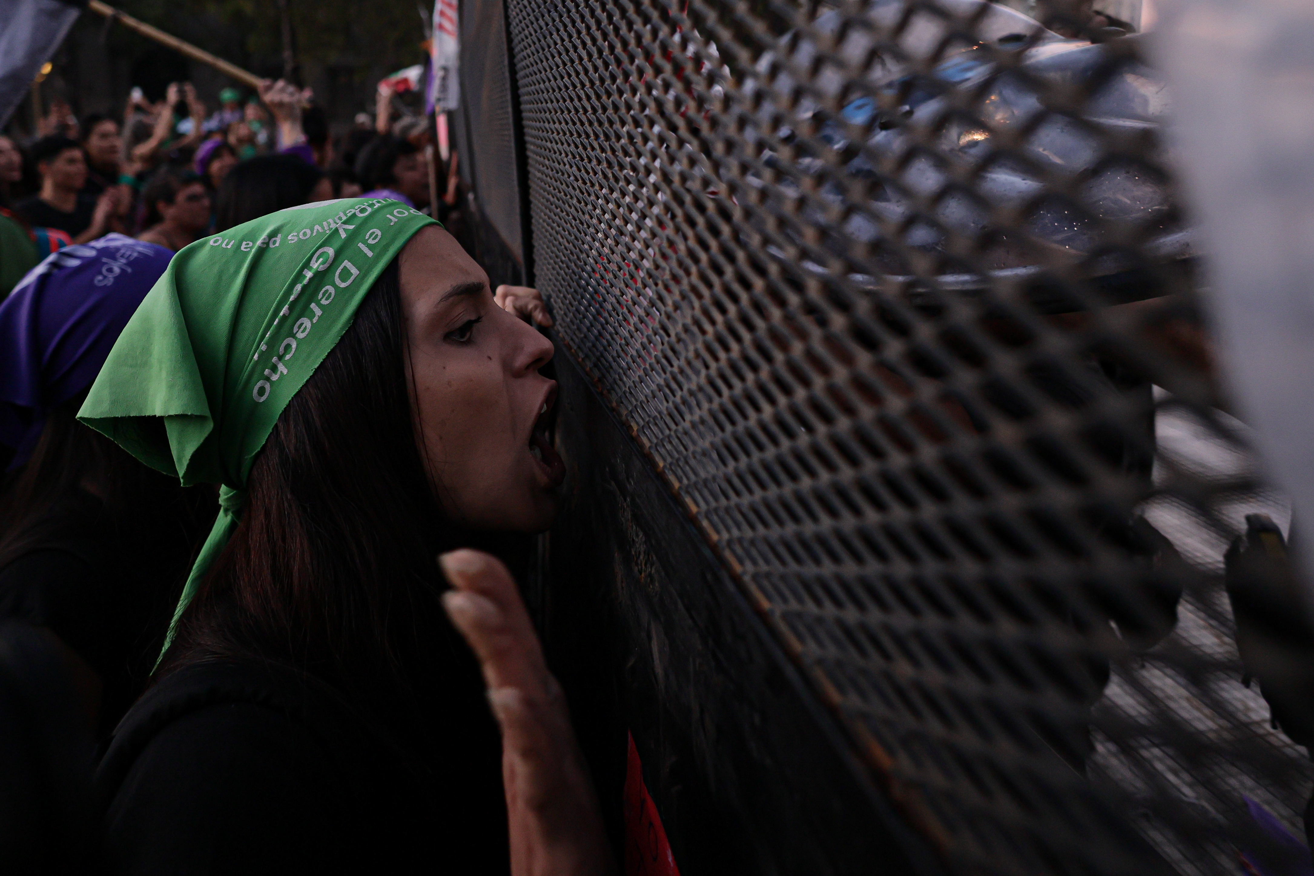 IM_88831 Buenos Aires, Argentina - March 8, 2025: Artistic expressions in the 8-M march. Thousands of peop...