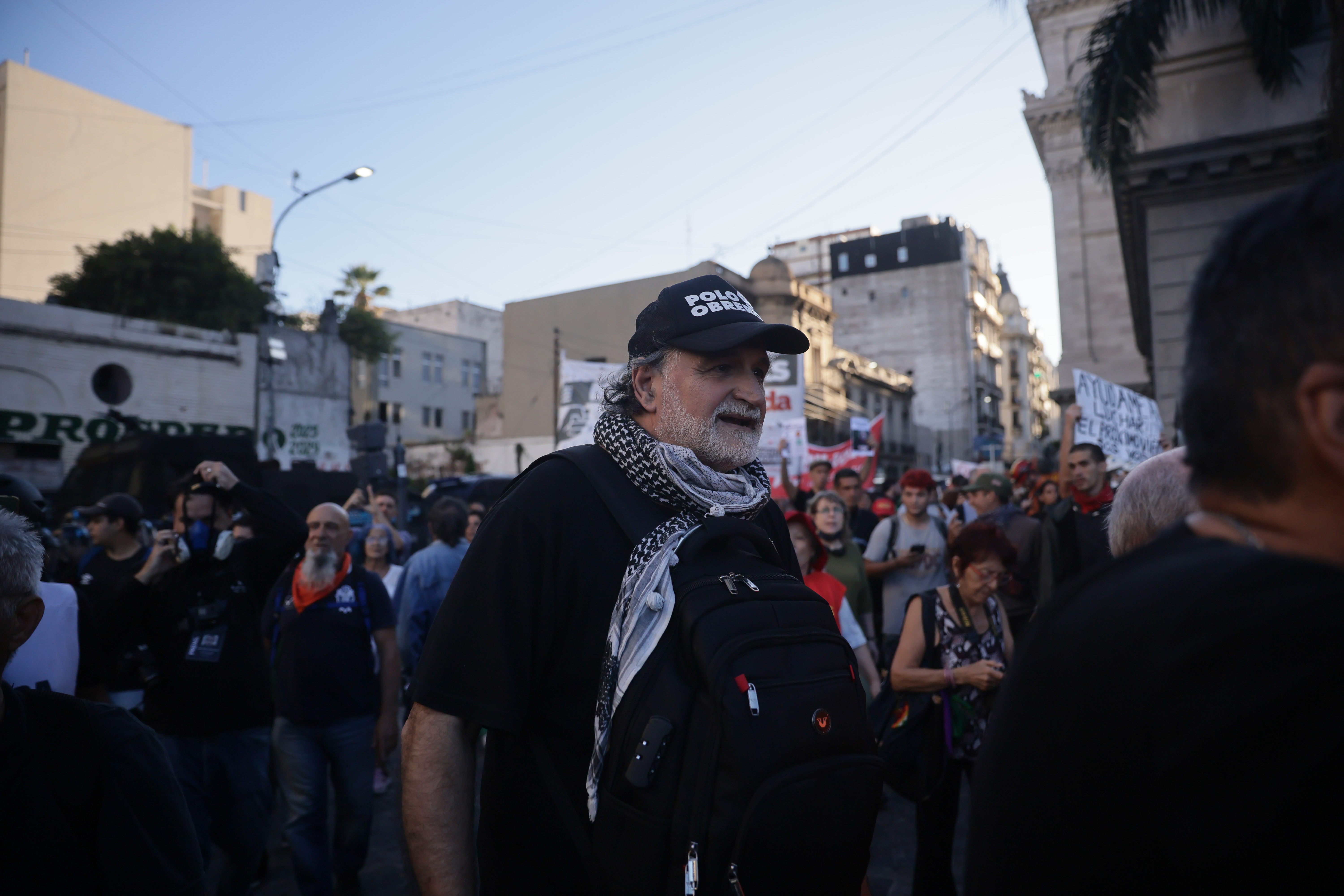 Jubilados marchan en calma con amplio operativo de seguridad en Buenos Aires BUENOS AIRES, ARGENTINA - 26 DE MARZO DE 2025: La tradicional marcha de los jubilados de los mié...