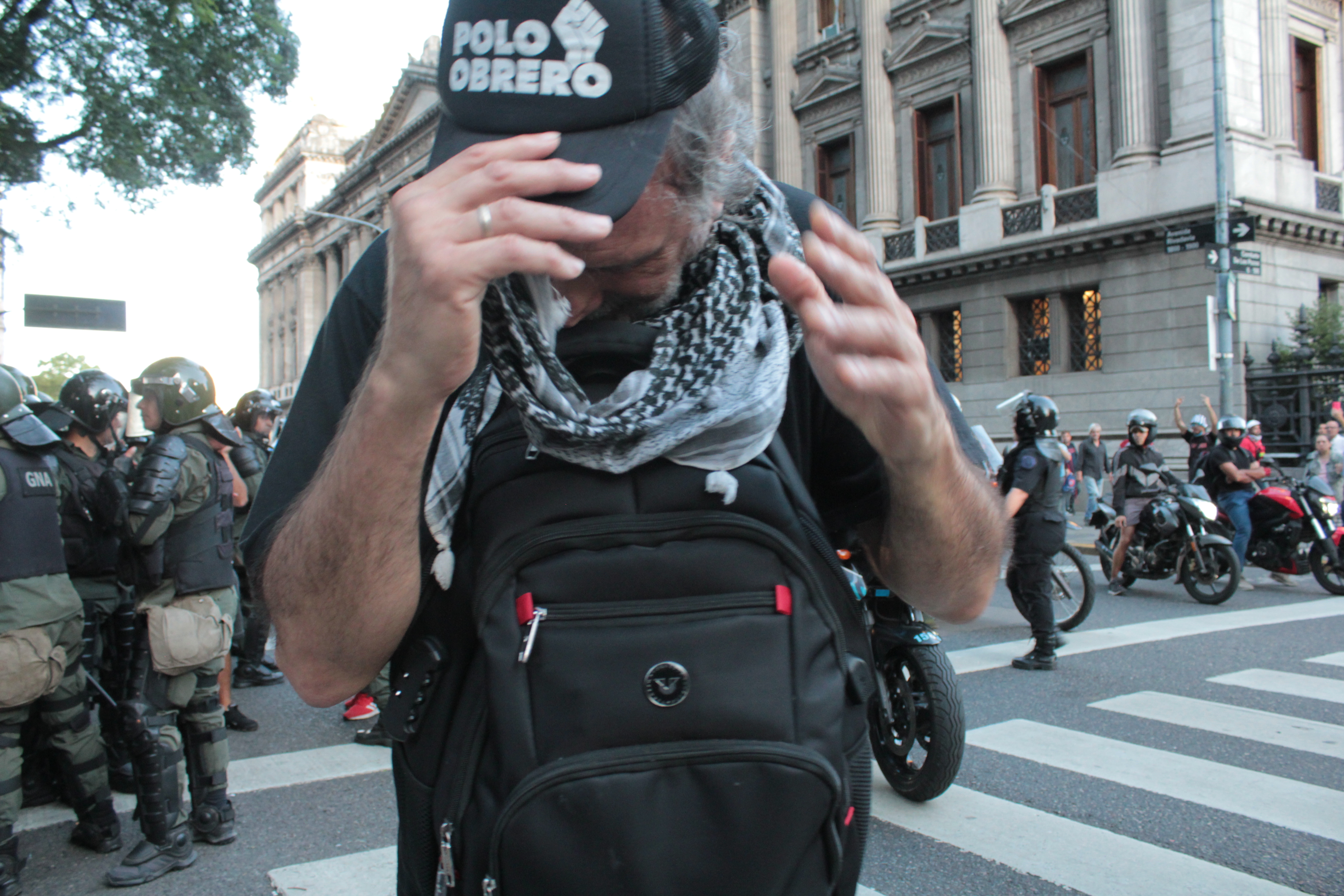 Jubilados marchan en calma con amplio operativo de seguridad en Buenos Aires BUENOS AIRES, ARGENTINA - 26 DE MARZO DE 2025: La tradicional marcha de los jubilados de los mié...