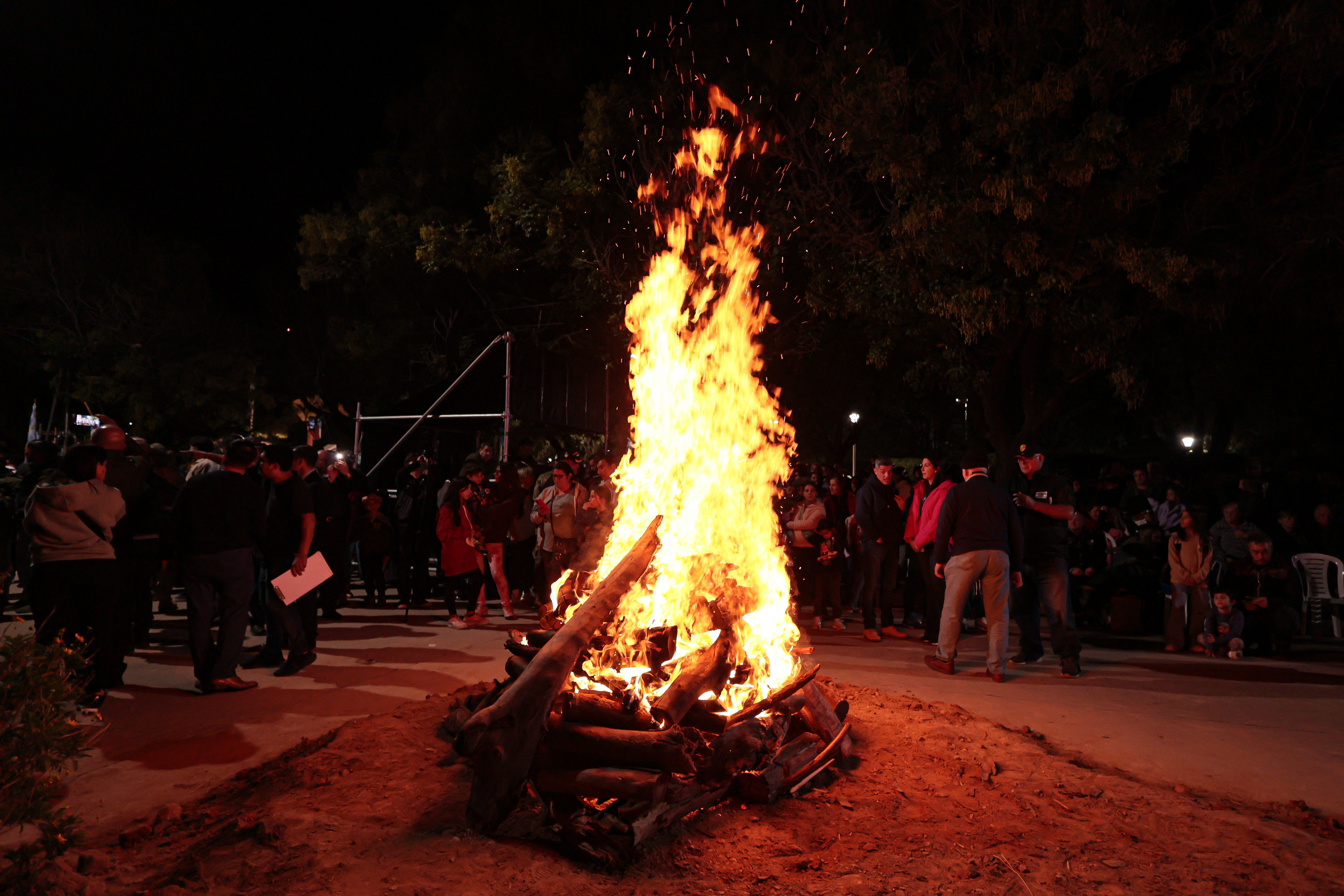 Argentinian war veterans hold vigil for fallen soldiers of Malvinas War
BUENOS AIRES, ARGENTINA -...