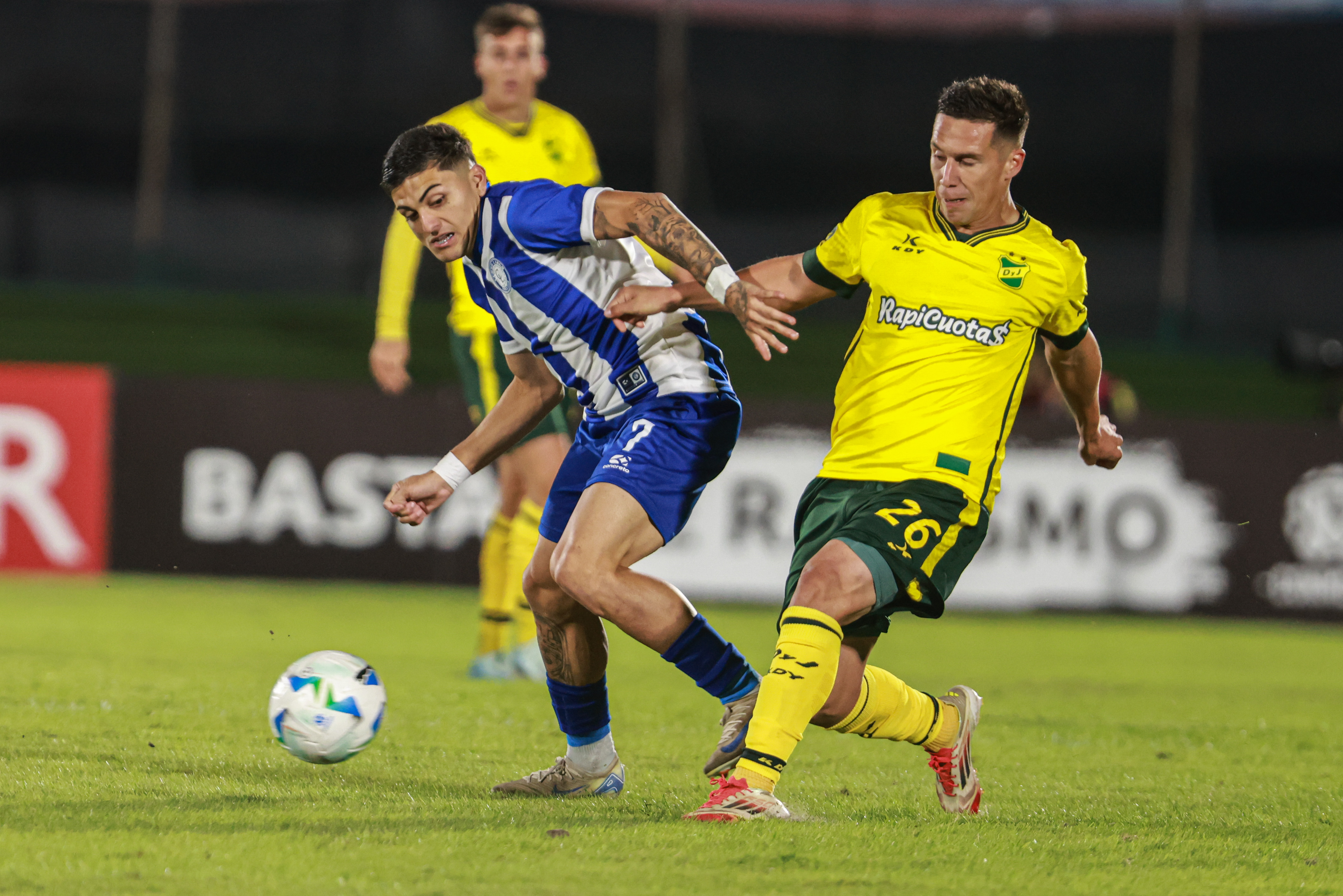 Cerro Largo Hosts Defensa y Justicia at Estadio Centenario for Copa Sudamericana Clash Montevideo, Uruguay – April 3, 2025: Cerro Largo squares off against Defensa y Justicia in the ...