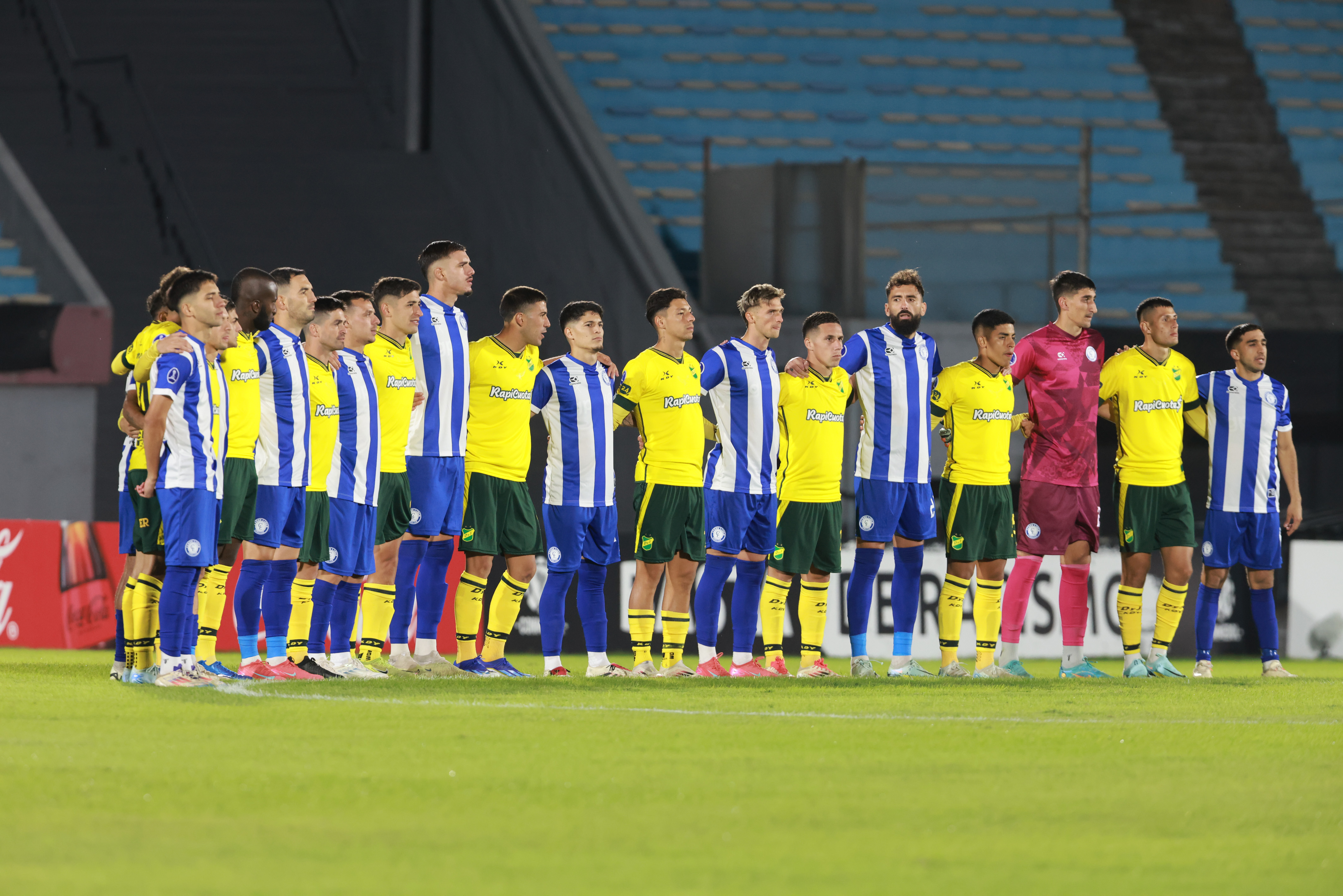 Cerro Largo Hosts Defensa y Justicia at Estadio Centenario for Copa Sudamericana Clash Montevideo, Uruguay – April 3, 2025: Cerro Largo squares off against Defensa y Justicia in the ...