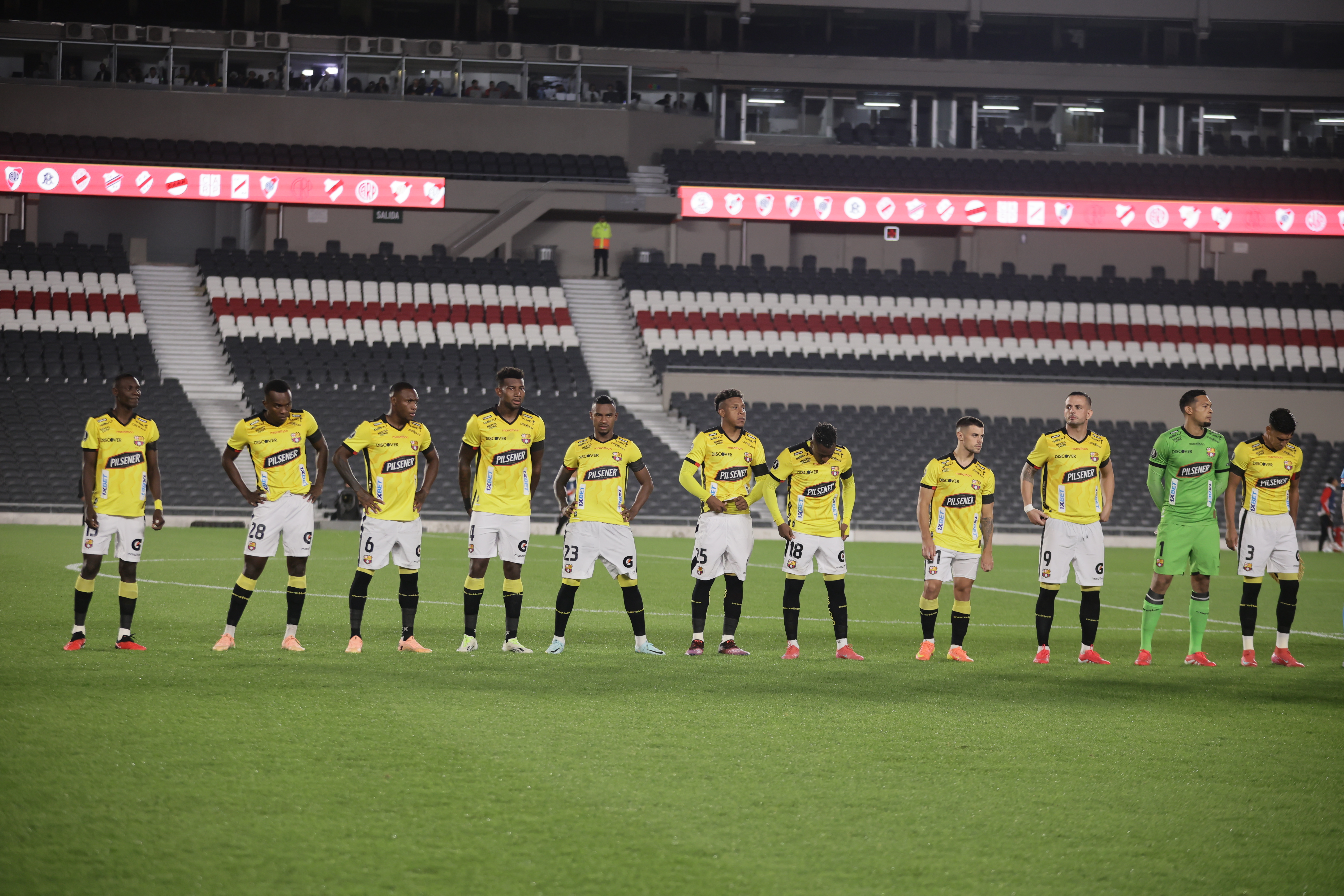 River Plate Plays Without Fans Due to Sanction from Previous Pyrotechnic Incident Buenos Aires, Argentina – April 8, 2025: River Plate faces Barcelona SC of Guayaquil at Estad...
