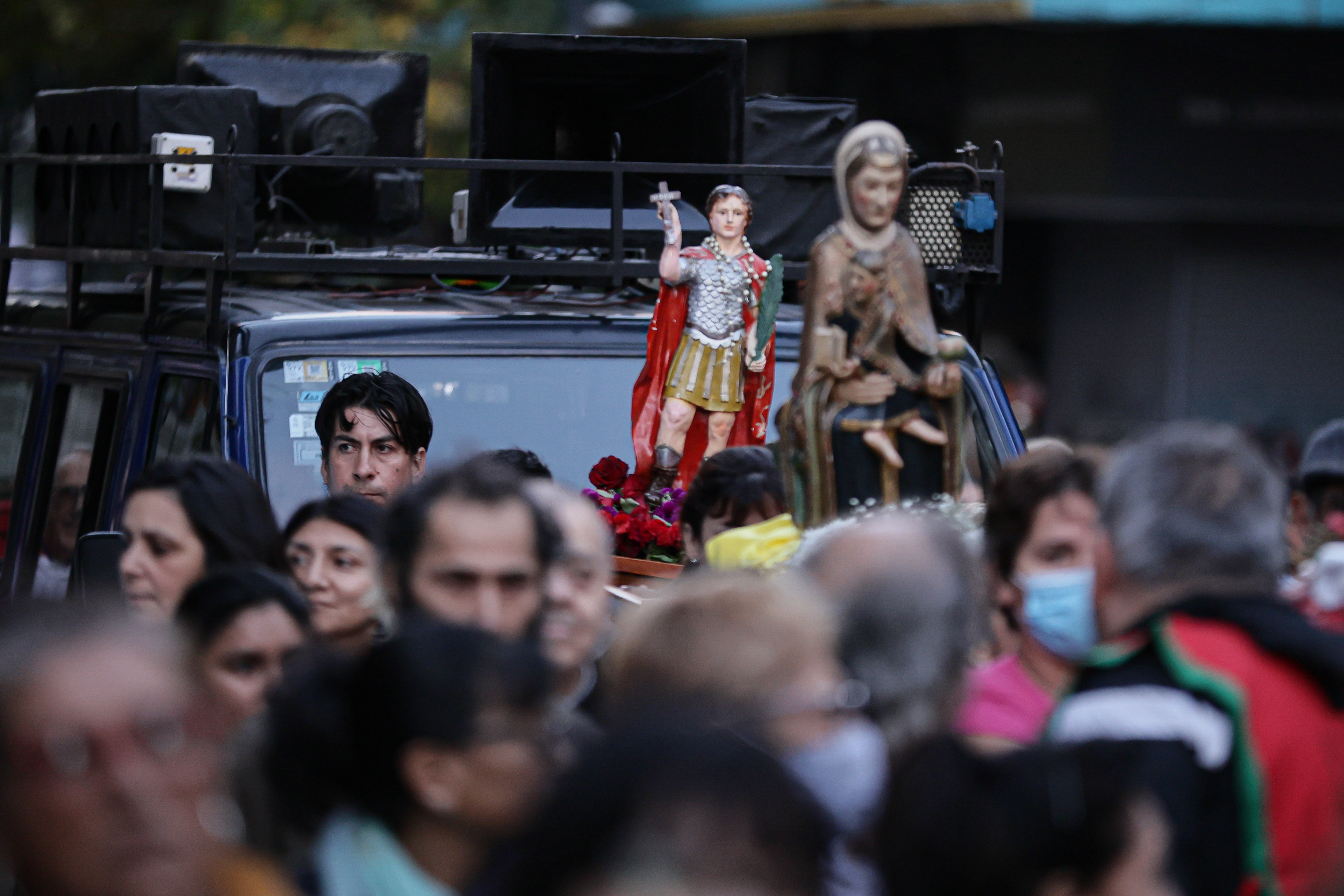 Miles de fieles honran al santo de las causas urgentes en el santuario de Balvanera Buenos Aires, Argentina - 19 abril, 2025: Miles de fieles se congregan en el Santuario de San Exp...