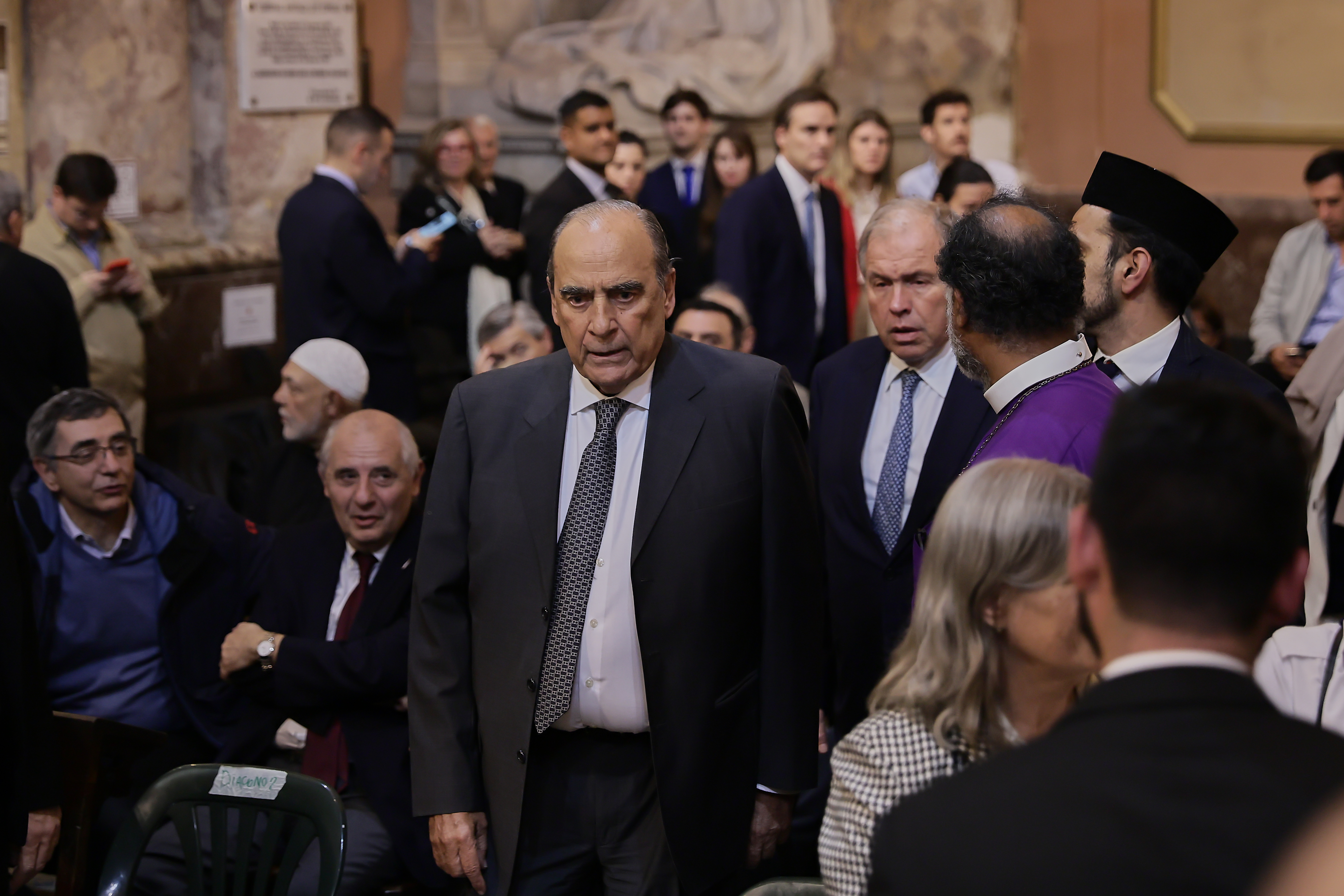 Argentine government officials attended an interfaith ceremony in honor of Pope Francis following his passing Buenos Aires, Argentina - April 22, 2025: Argentine
Chief of Cabinet Guillermo Francos arrives to...