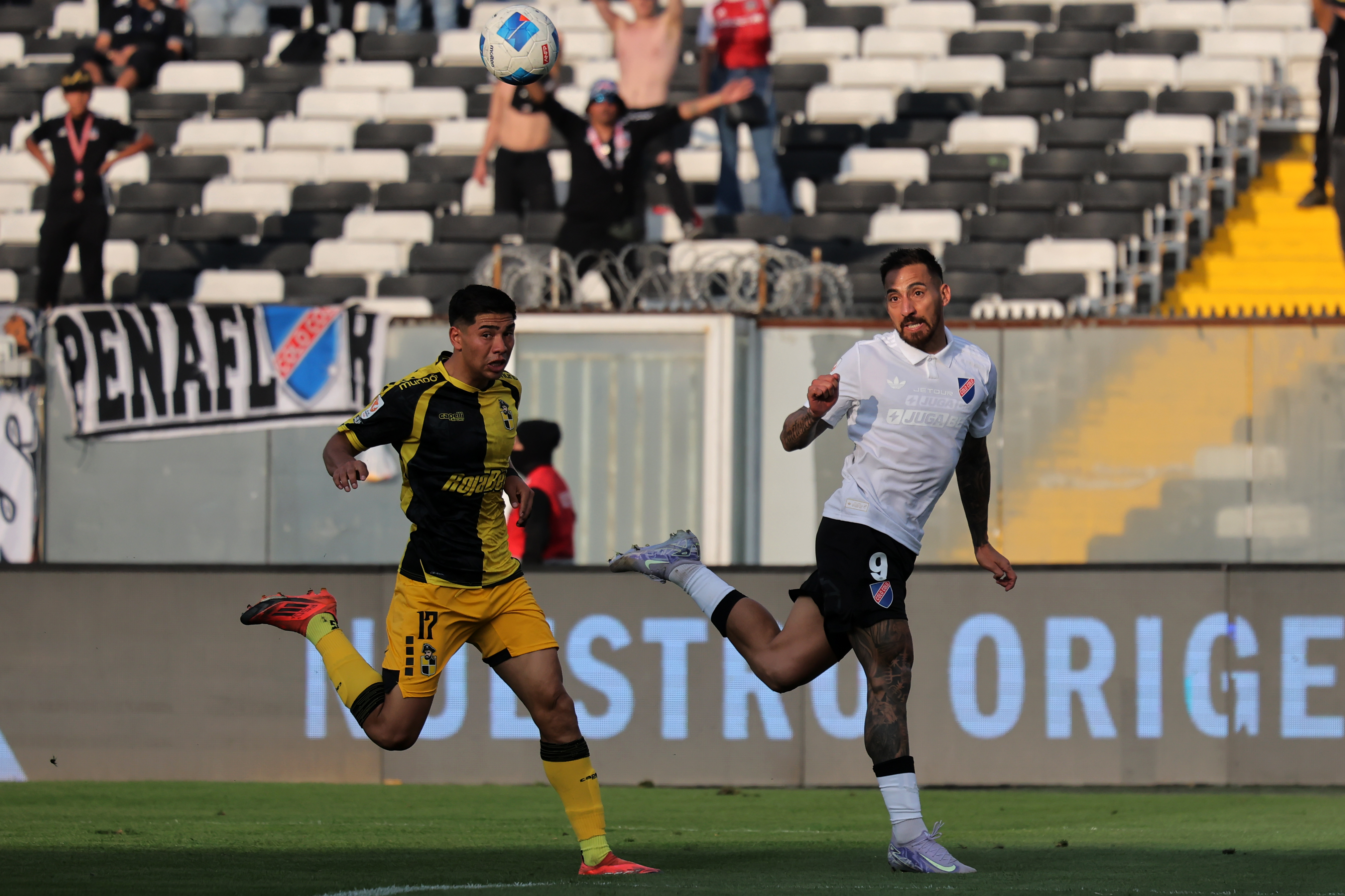 Con doblete de Marcos Bolados, Colo Colo vuelve al triunfo en la Liga de Primera de Chile Santiago, Chile - 26 abril, 2025: Colo Colo celebra tras vencer 2-0 a Coquimbo Unido en un partid...