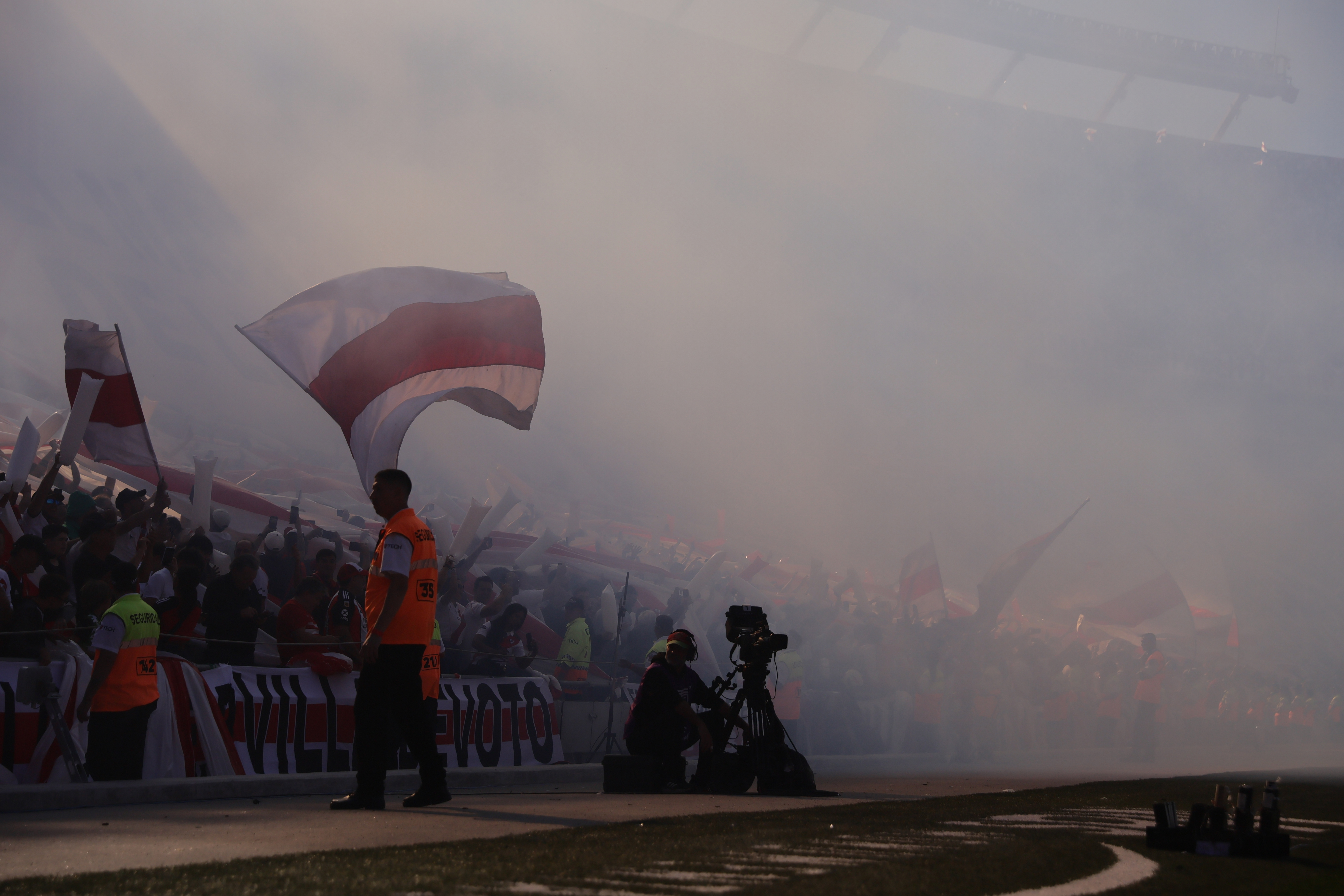 River Plate hosts Boca Juniors in a crucial match for the 2025 Apertura Tournament Buenos Aires, Argentina - April 27, 2025: River Plate and Boca Juniors face off at Estadio Monume...