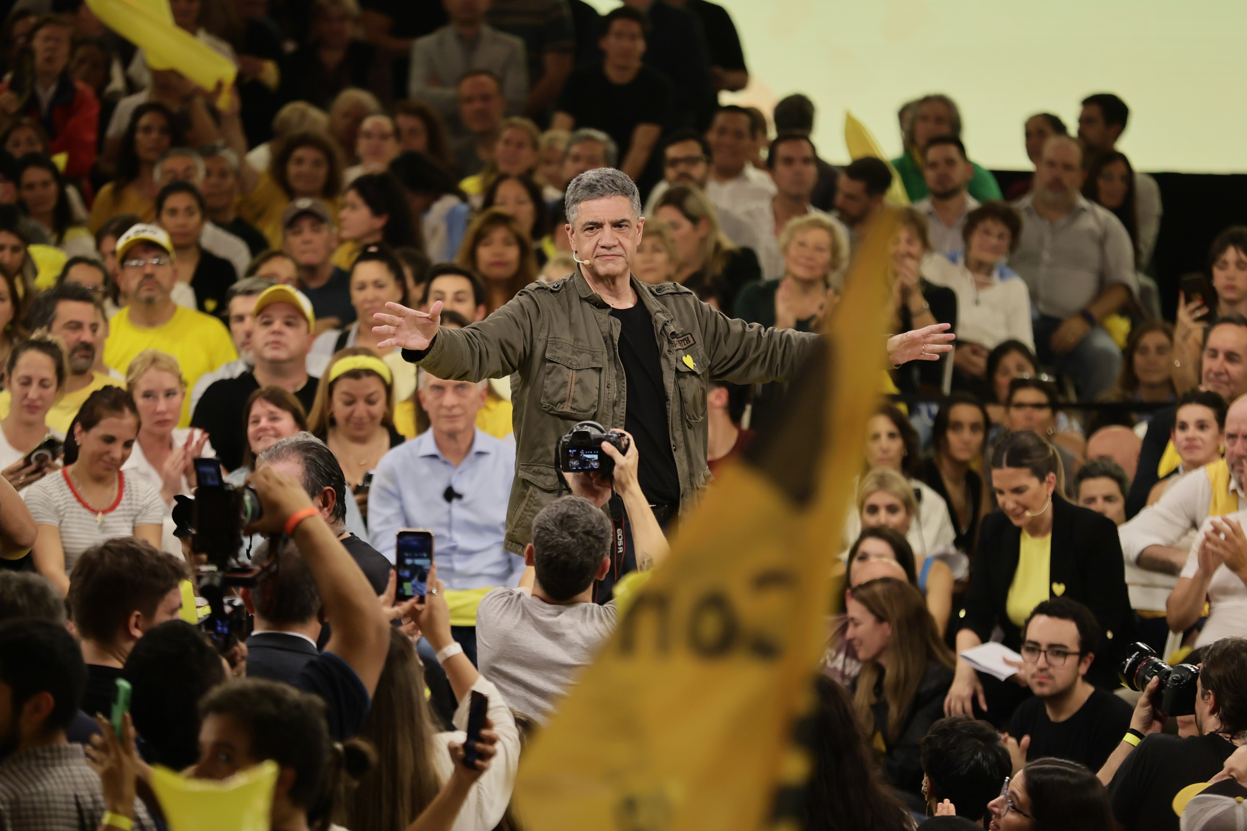 Buenos Aires, Argentina – 15 mayo, 2025: Silvia Lospennato, candidata a legisladora por Juntos ...