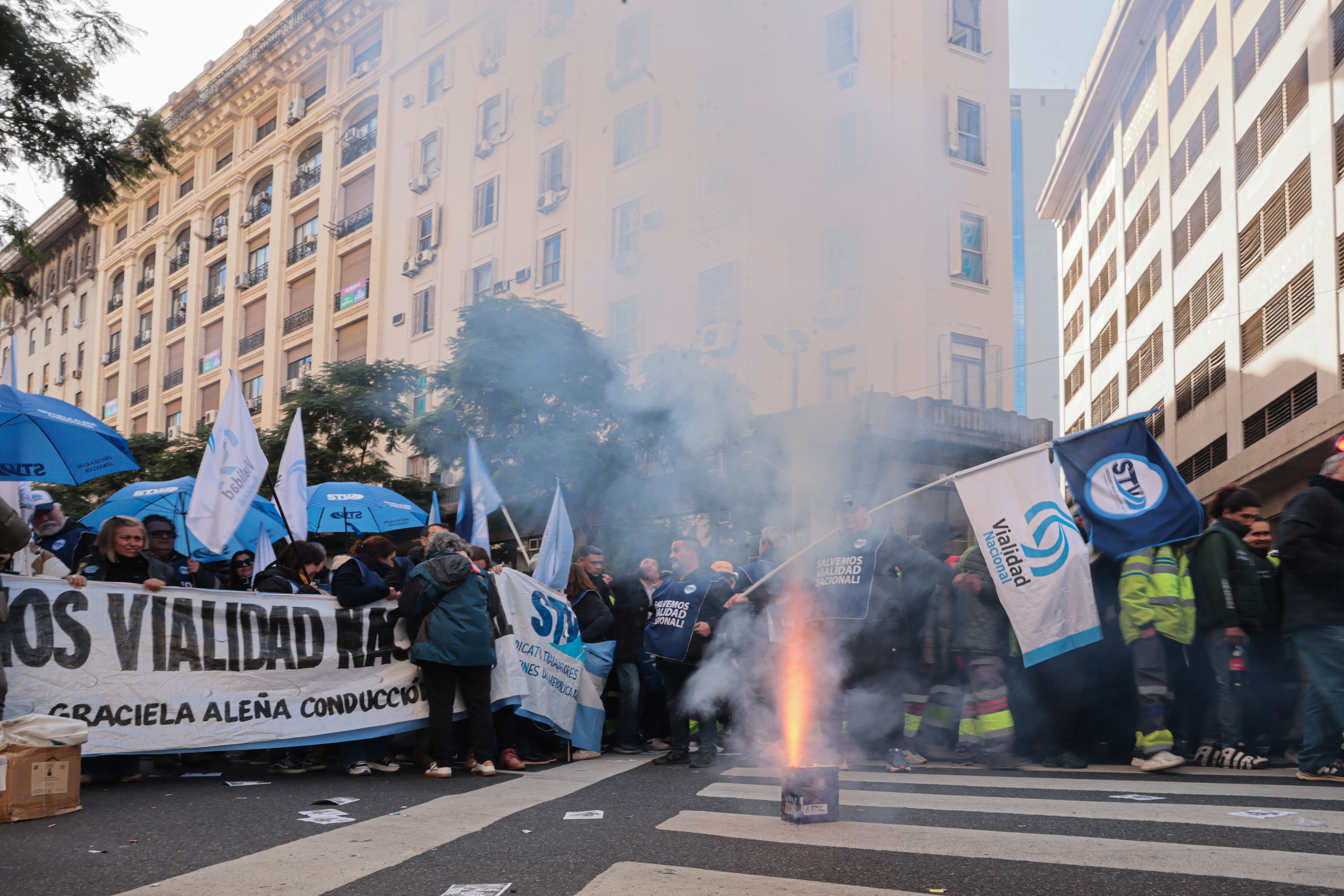 IMG_7822 La convocatoria fue impulsada por más de 70 federaciones que integran el frente común “Lucha ...