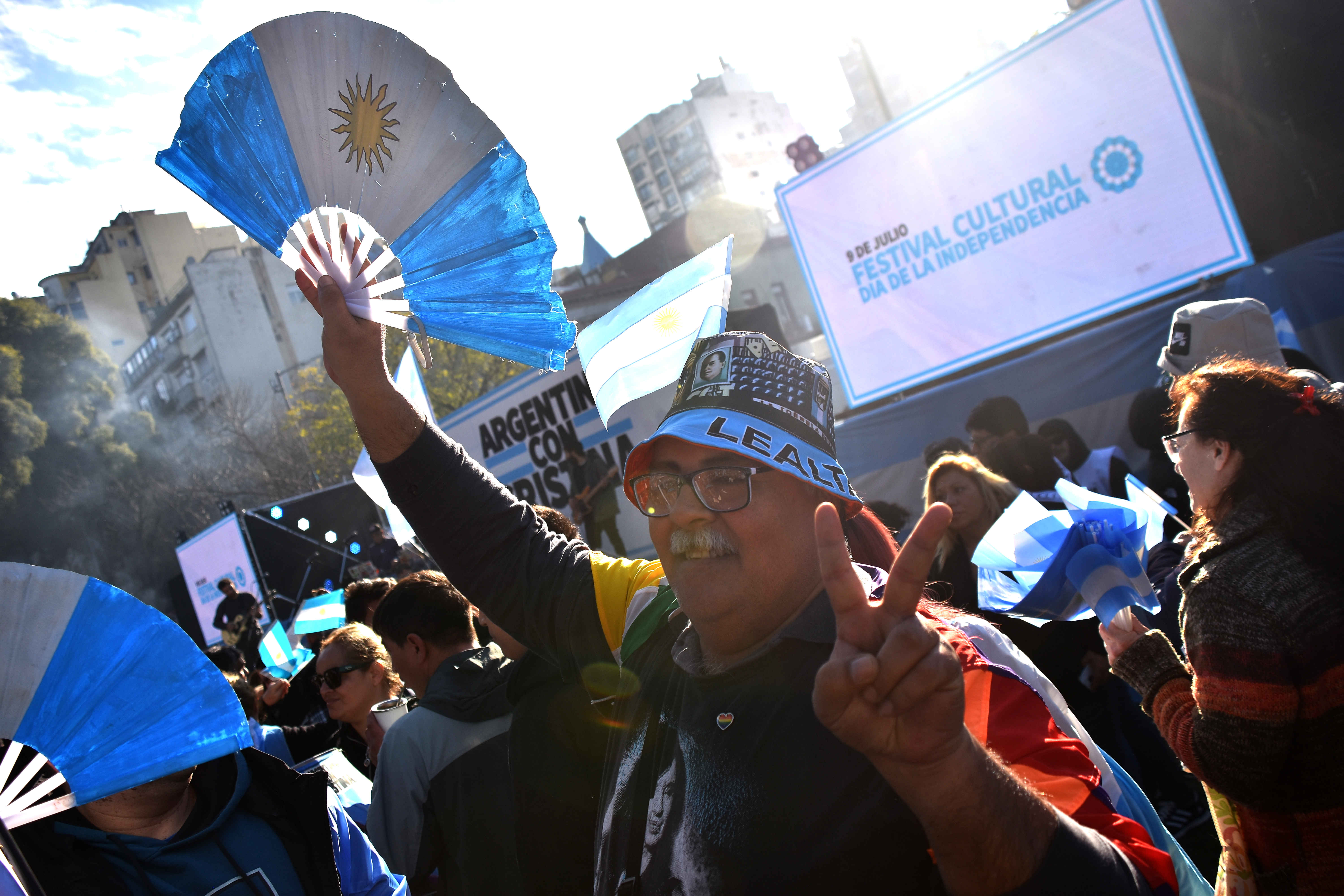 La ex presidenta envió mensaje a militantes en Parque Lezama con críticas a la deuda Buenos Aires, Argentina - 9 julio, 2025: La ex presidenta Cristina Fernández de Kirchner habló ...