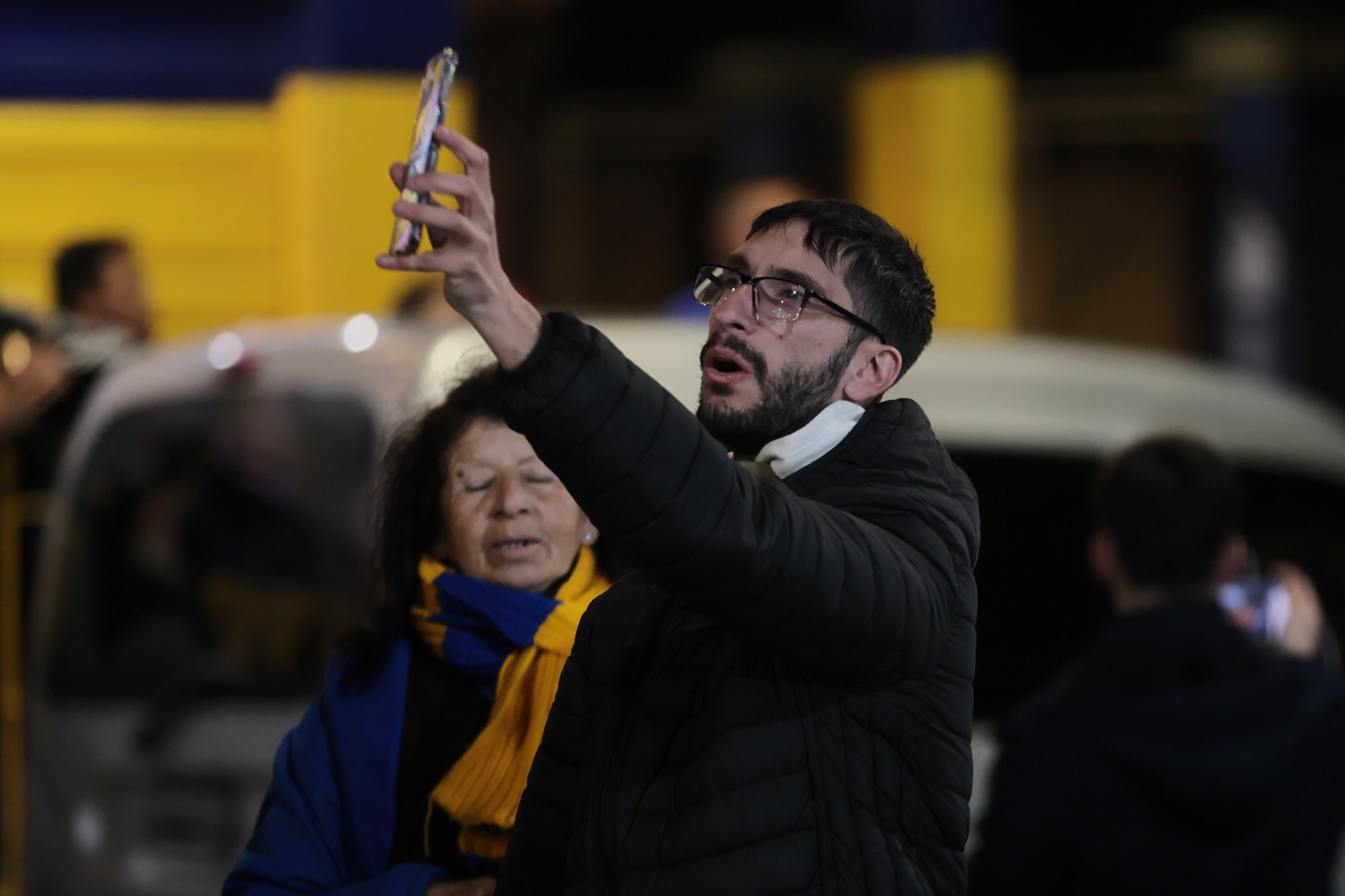 Solo una veintena de hinchas acudió al reclamo contra el dirigente de Boca Juniors en Buenos Aires Buenos Aires, Argentina – 24 julio, 2025: Apenas una veintena de hinchas de Boca Juniors se aut...