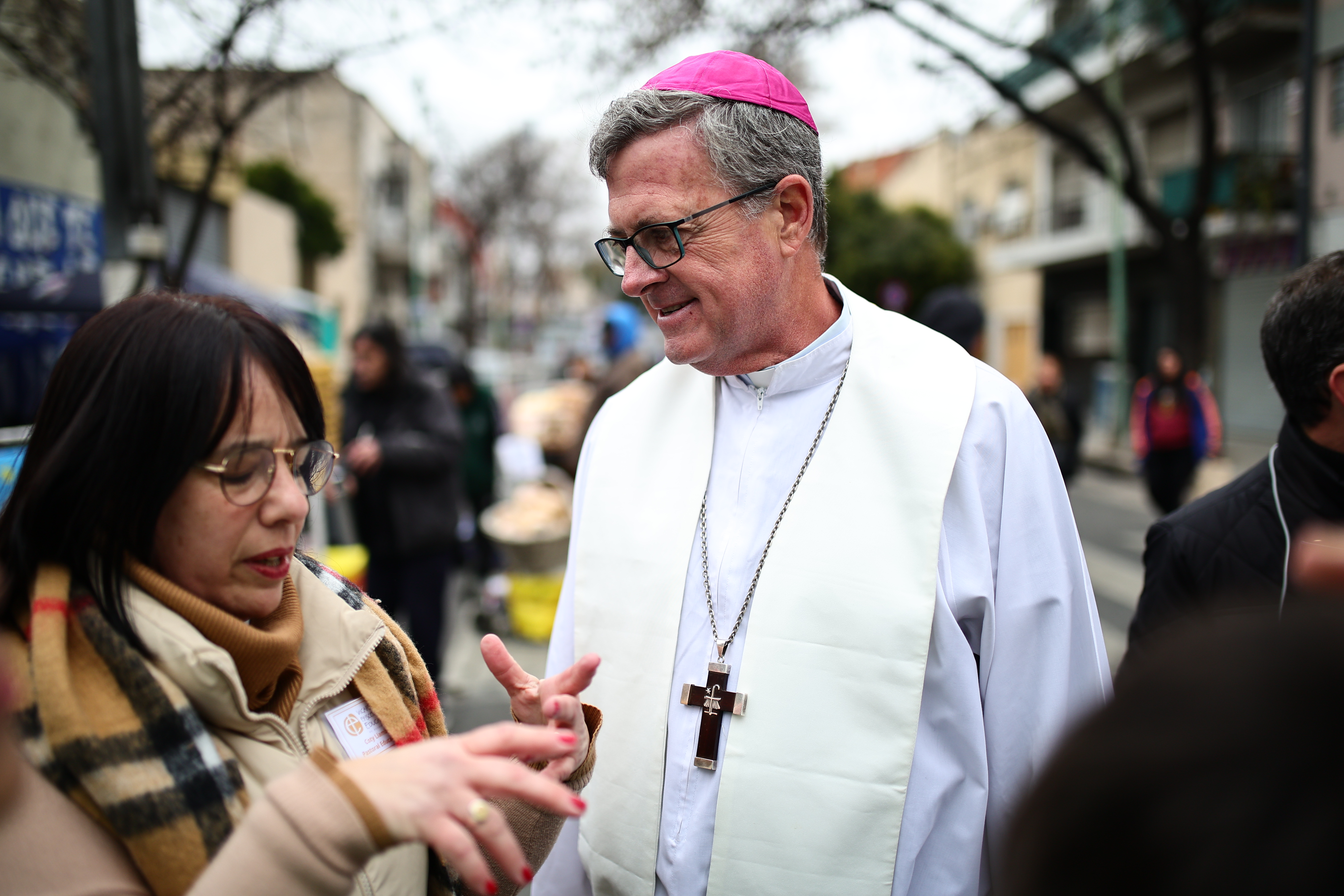 Buenos Aires bishop blesses faithful calling for housing and jobs Buenos Aires, Argentina – August 7, 2025: Buenos Aires bishop Jorge García Cuerva led a mass a...