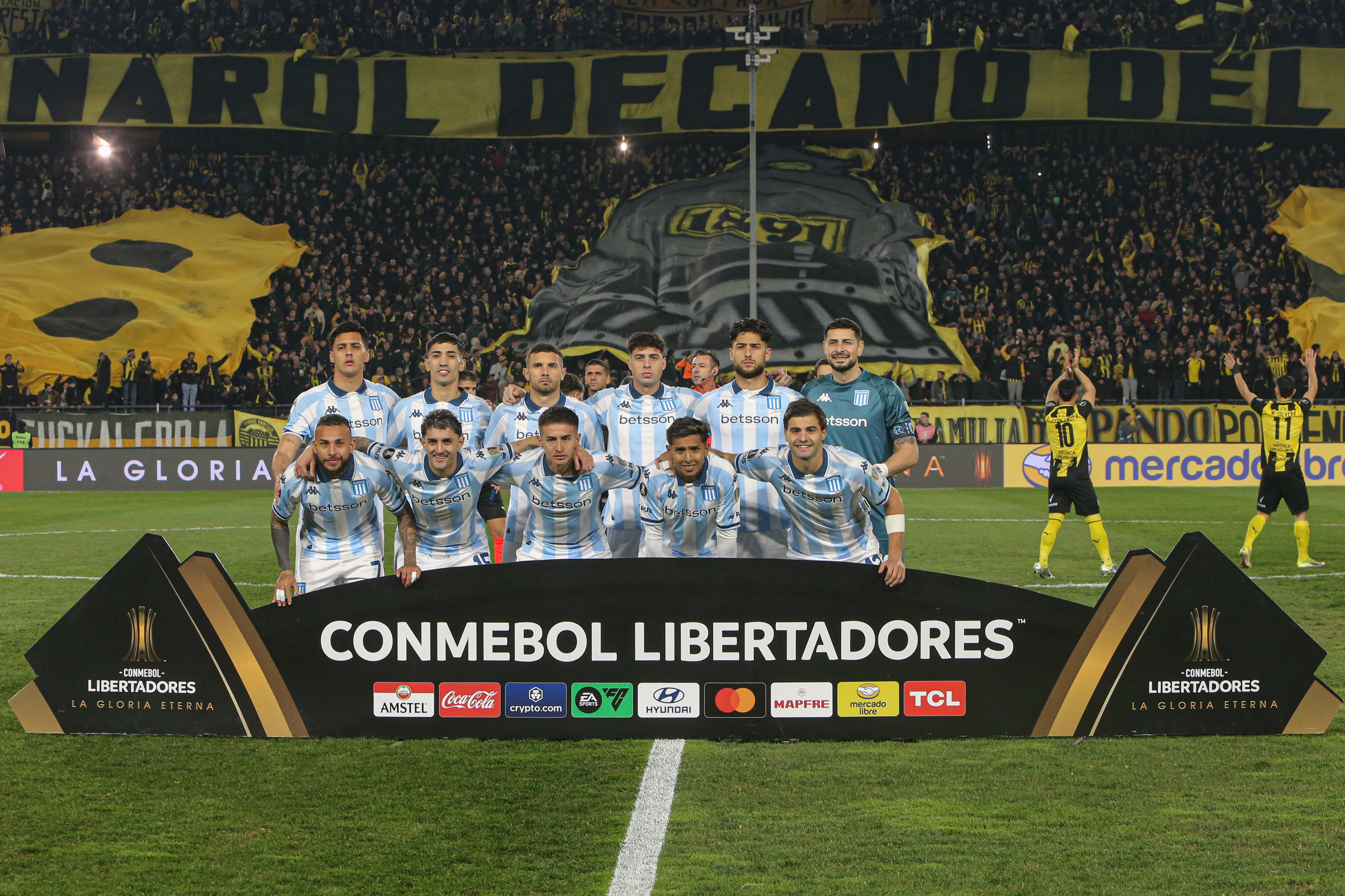 Historic Uruguay-Argentina clash at Campeón del Siglo Stadium Montevideo, Uruguay – August 12, 2025: Initial formation of Racing when. Peñarol hosts Racing...