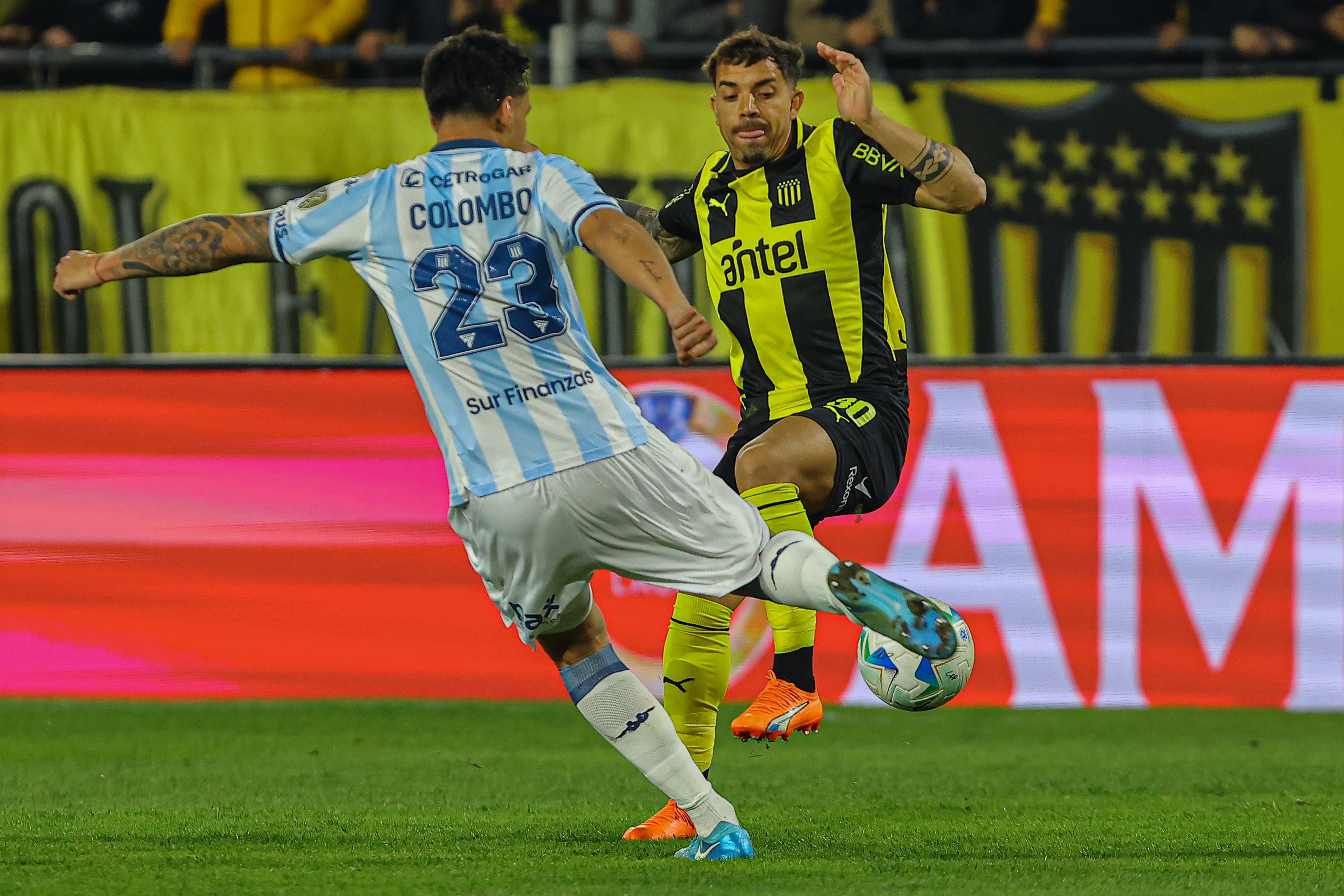 Historic Uruguay-Argentina clash at Campeón del Siglo Stadium Montevideo, Uruguay – August 12, 2025: Peñarol hosts Racing Club at Campeón del Siglo Stadium...