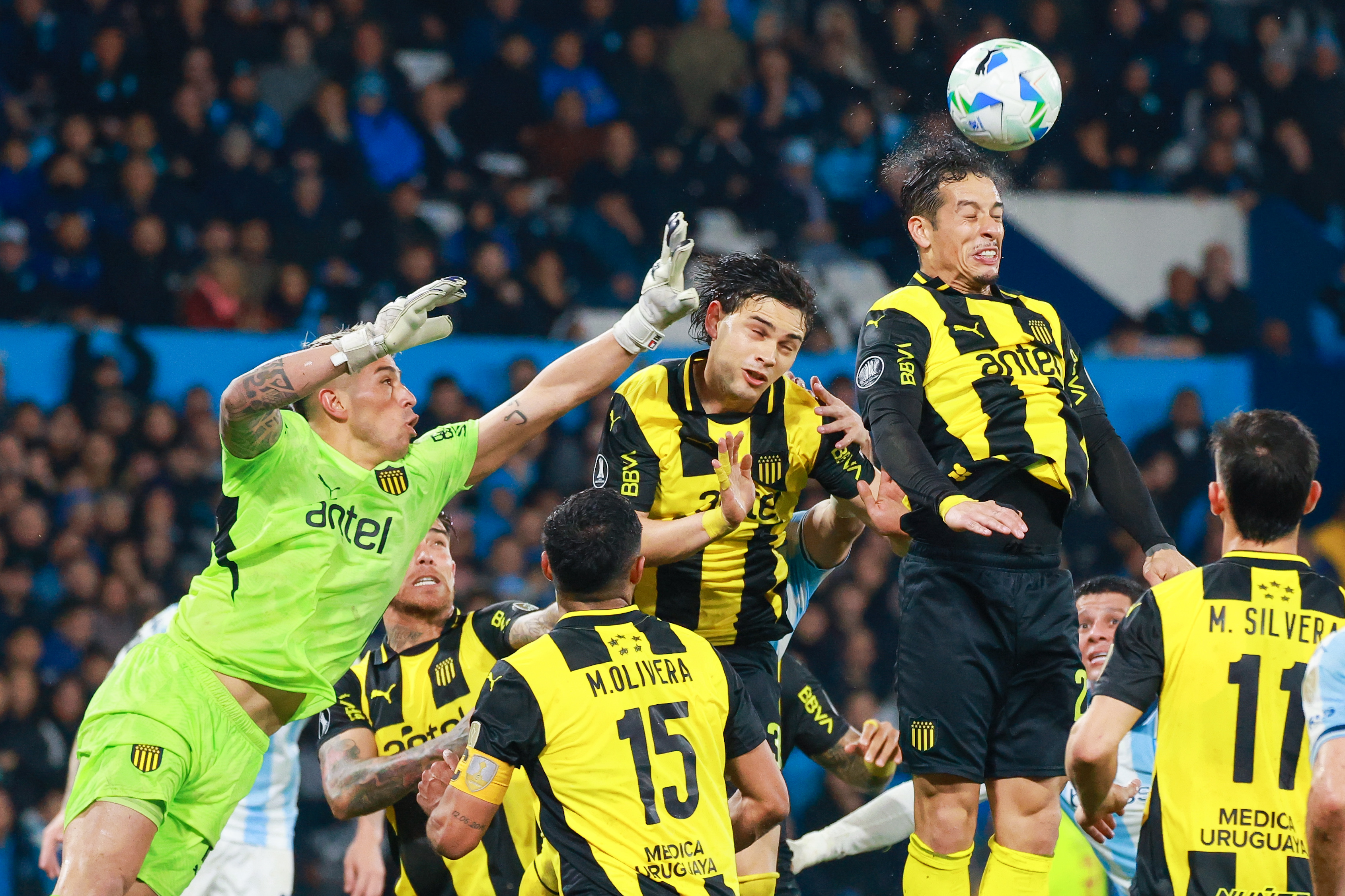 RACING-PEÑAROL Libertadores Cup Buenos Aires, Argentina. August 19, 2025: Racing Club (Argentina) hosts Peñarol (Uruguay) in the...