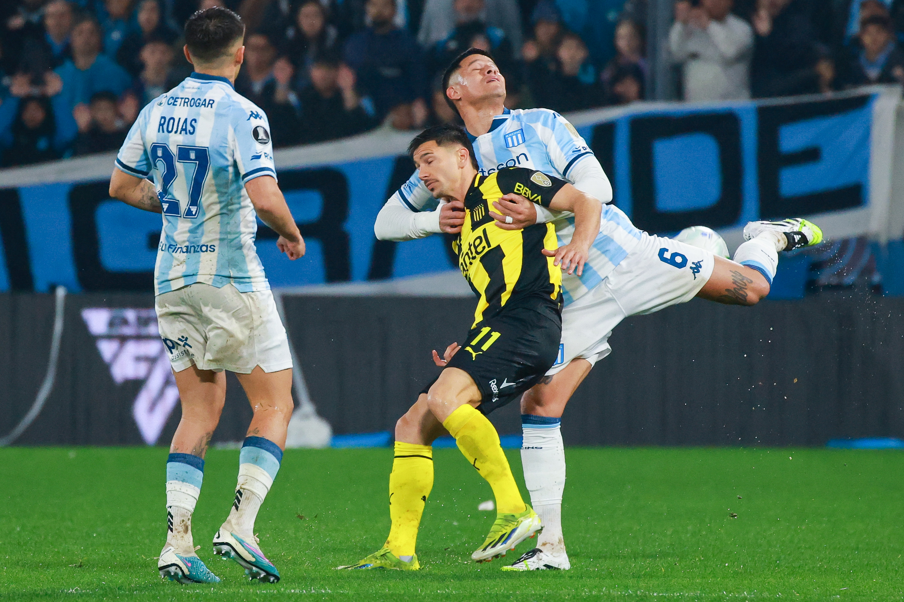 RACING-PEÑAROL Libertadores Cup Buenos Aires, Argentina. August 19, 2025: Racing Club (Argentina) hosts Peñarol (Uruguay) in the...