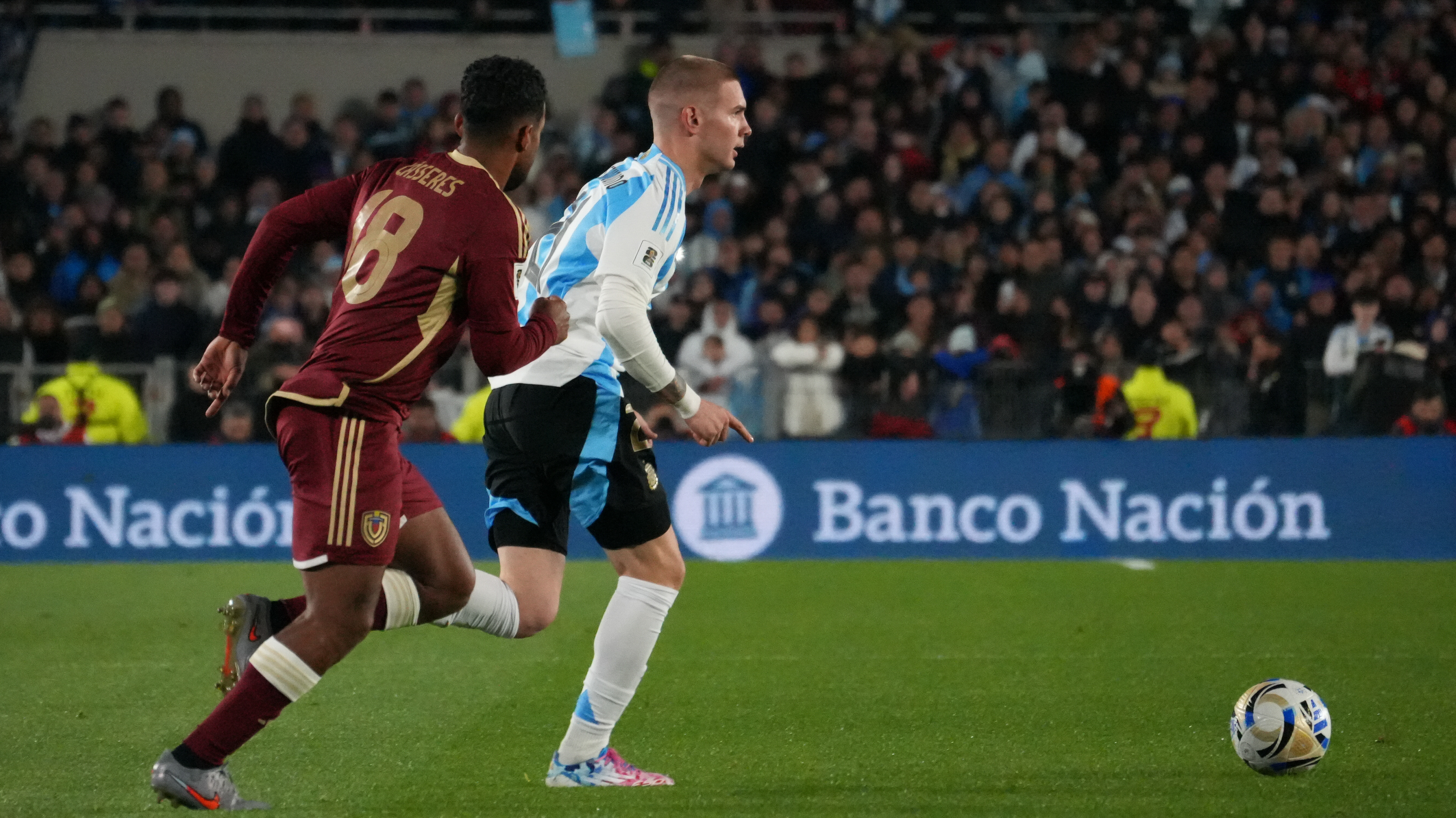 Pedro Mancini - UNAR Mastantuono runs In a match that is undoubtedly special as it will be Lionel Messi's last officia...