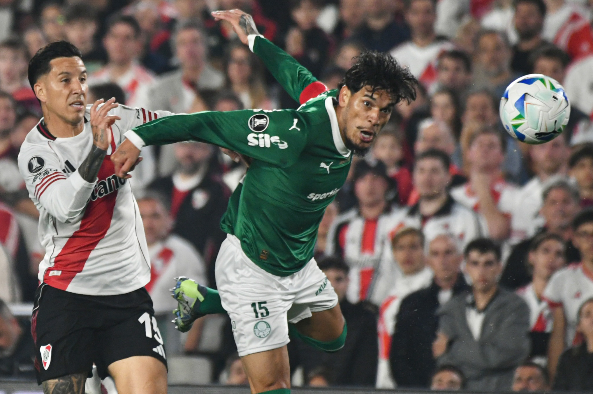 River hosts Palmeiras in Libertadores quarter-final first leg Buenos Aires, Argentina – September 17, 2025: River Plate hosts Palmeiras tonight at the Monume...