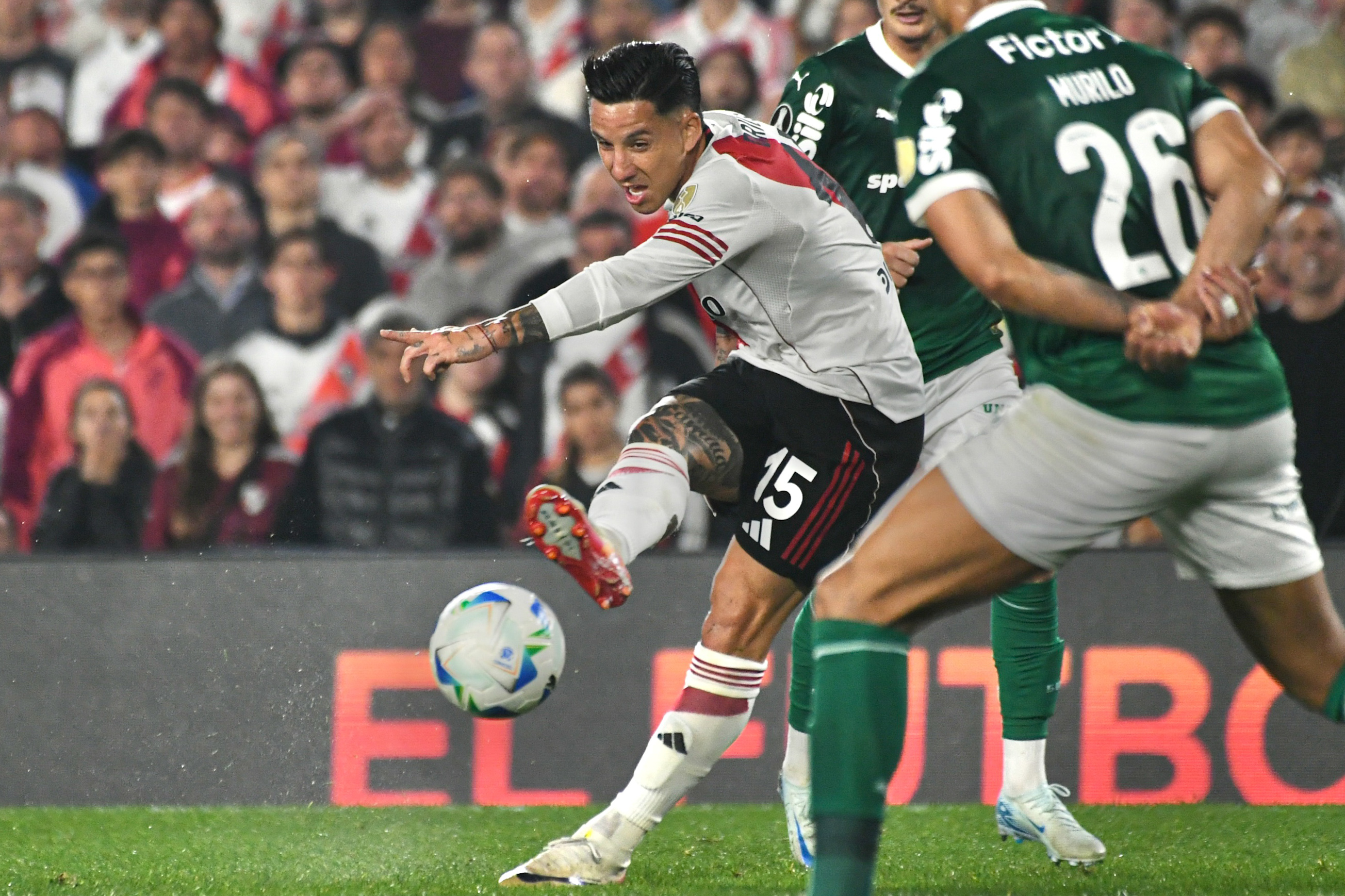 Buenos Aires, Argentina – September 17, 2025: River Plate hosts Palmeiras tonight at the Monume...