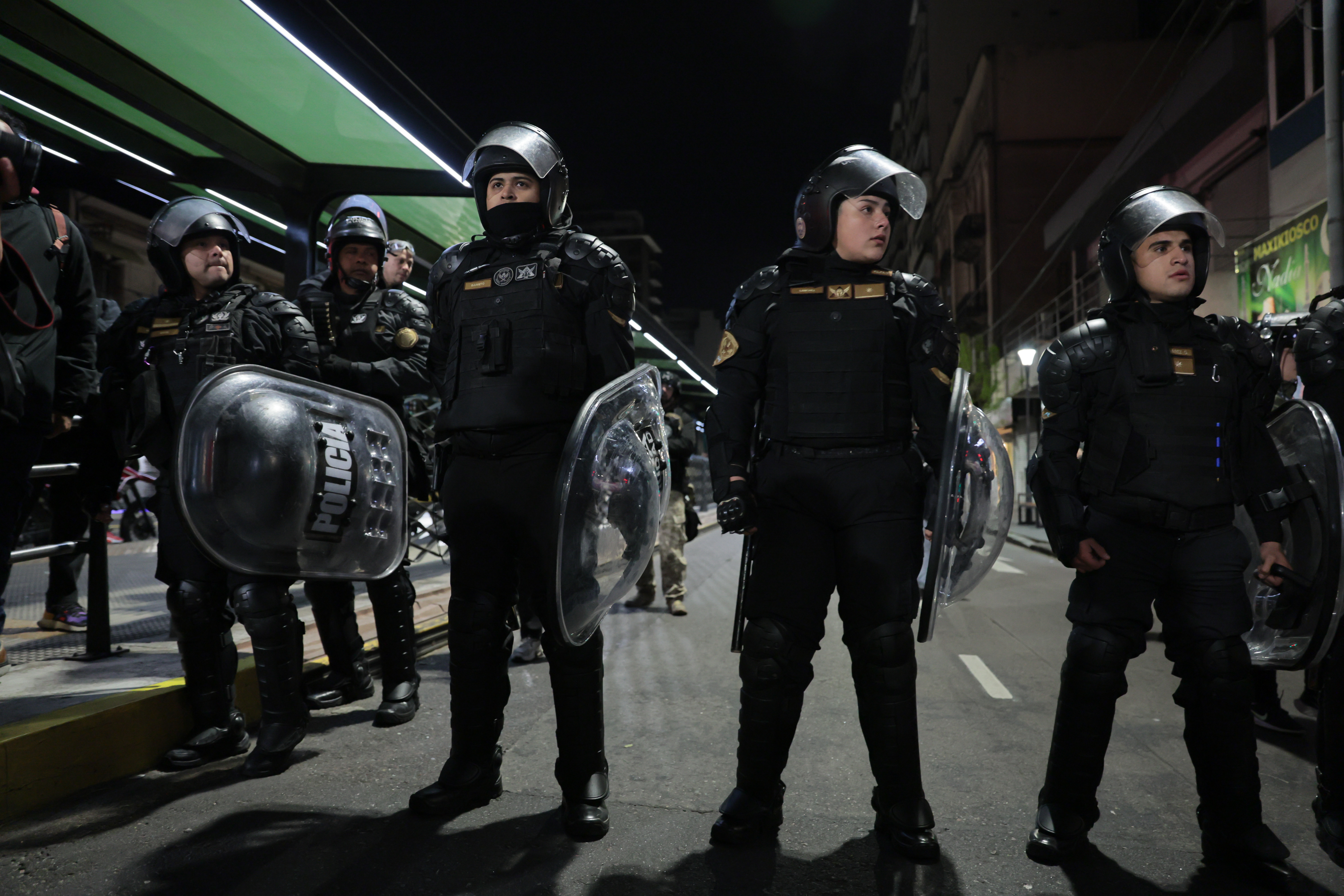 IMG_6398 Buenos Aires, Argentina – 24 septiembre, 2025: Miles de personas se movilizaron en distintas ci...