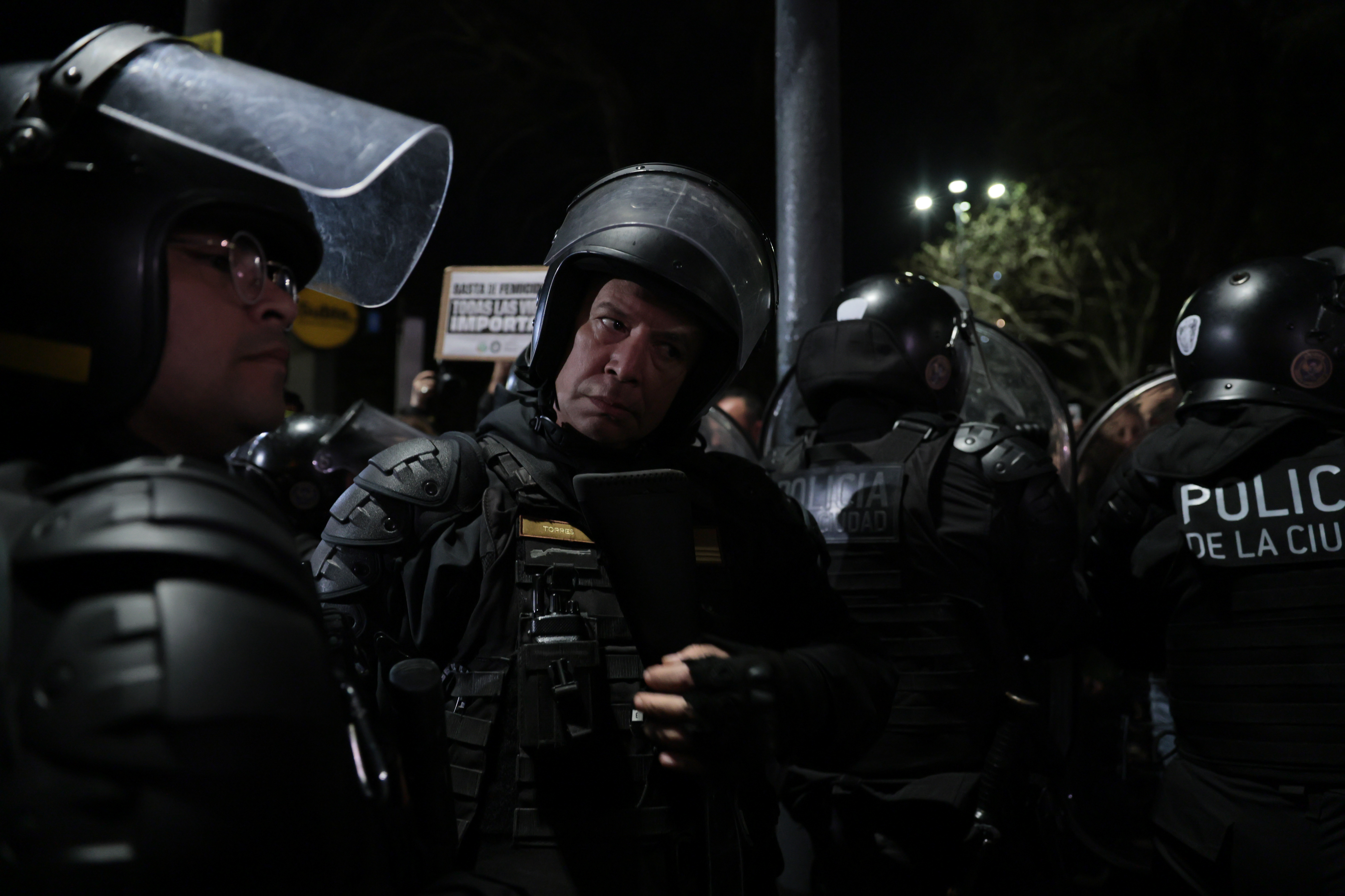 IMG_6224 Buenos Aires, Argentina – 24 septiembre, 2025: Miles de personas se movilizaron en distintas ci...