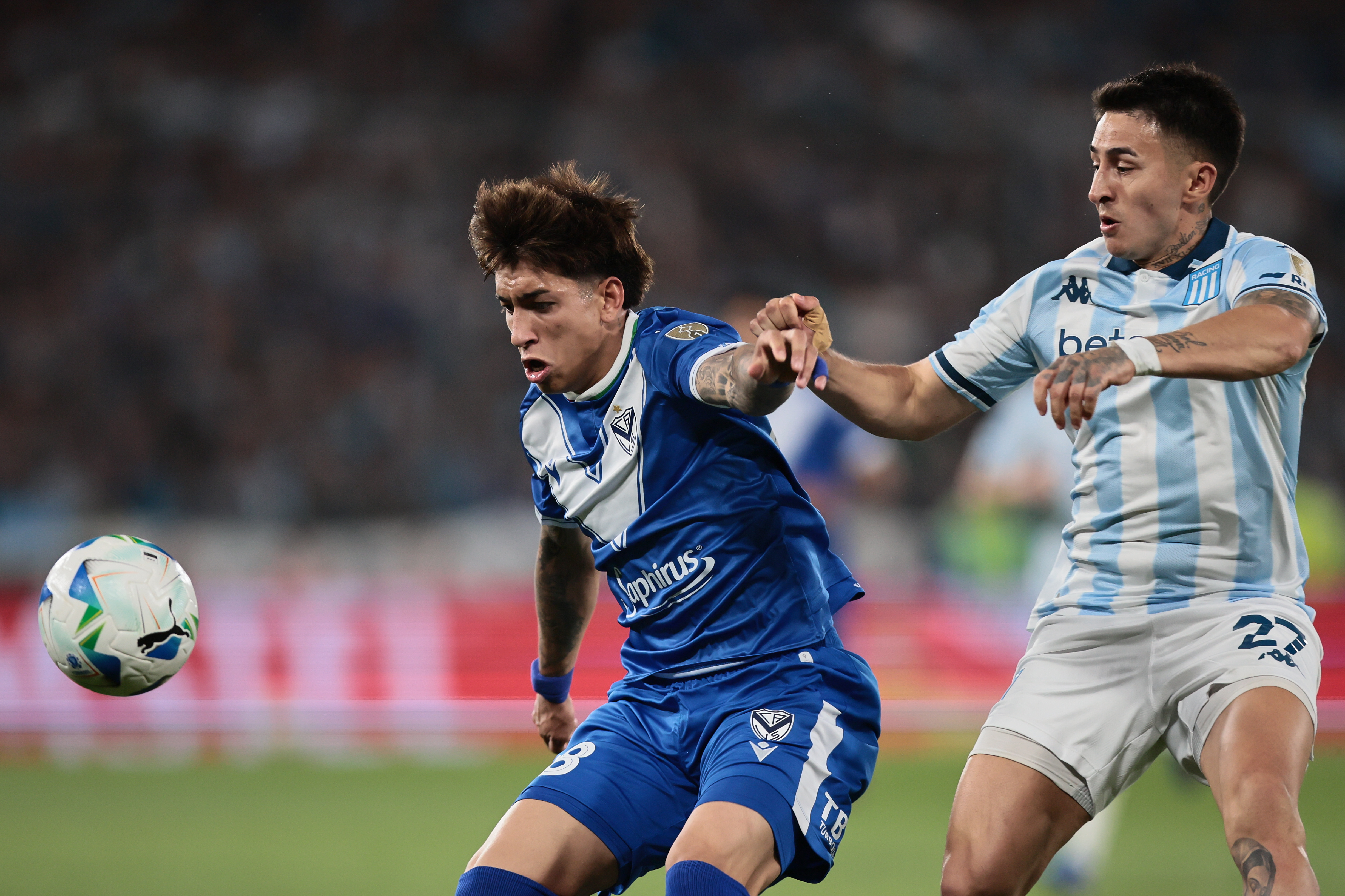 The Argentine side defeated Vélez in Avellaneda to secure a 2-0 aggregate win Avellaneda, Argentina – September 23, 2025: Racing Club defeated Vélez Sarsfield 1-0 at Estadi...
