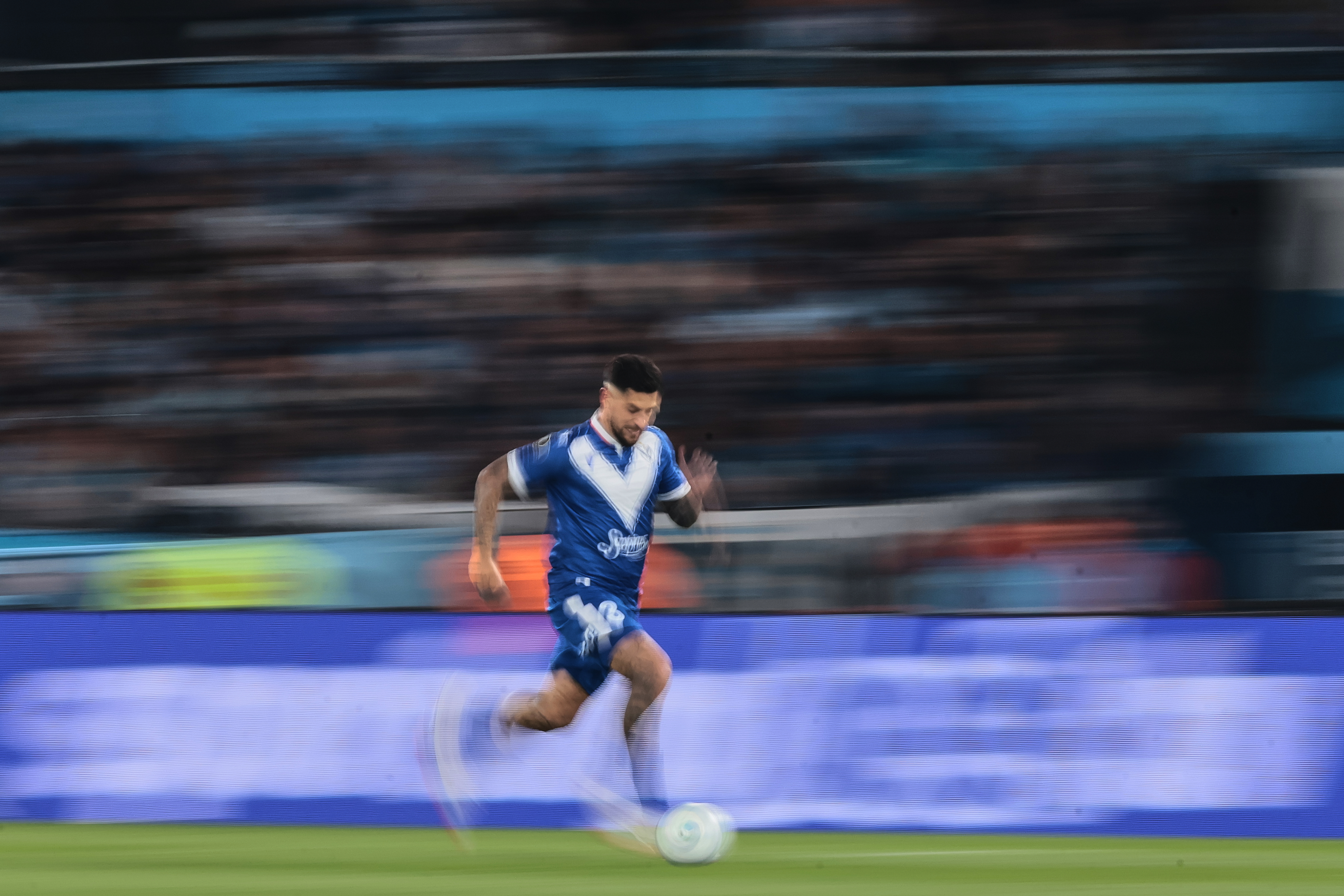 Avellaneda, Argentina – September 23, 2025: Racing Club defeated Vélez Sarsfield 1-0 at Estadi...
