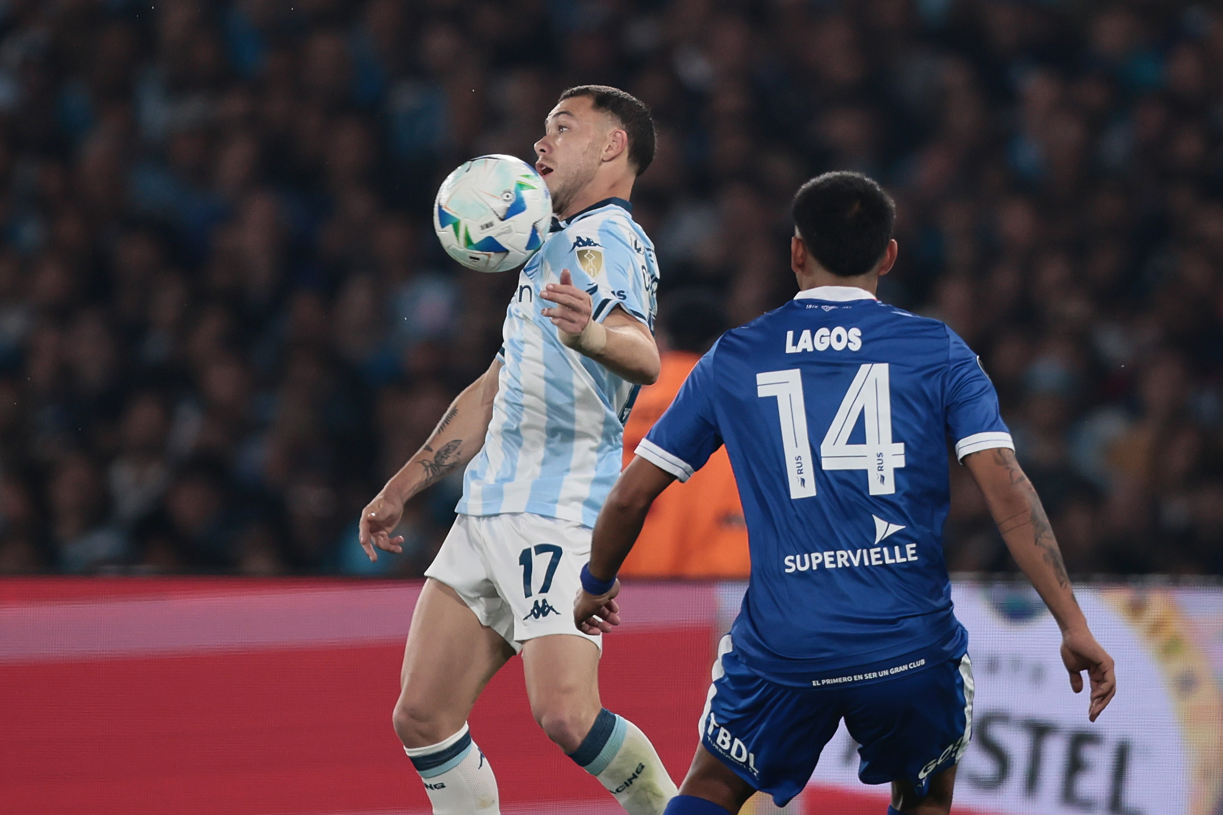 The Argentine side defeated Vélez in Avellaneda to secure a 2-0 aggregate win Avellaneda, Argentina – September 23, 2025: Racing Club defeated Vélez Sarsfield 1-0 at Estadi...